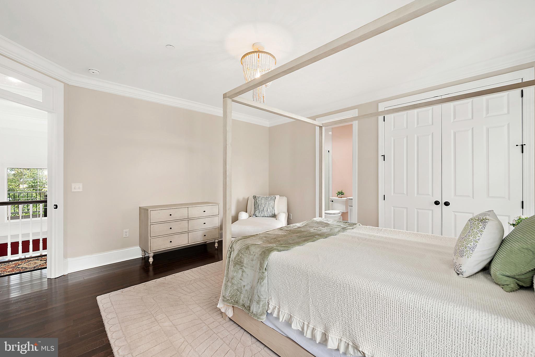 GLEN RIDDLE - Residential