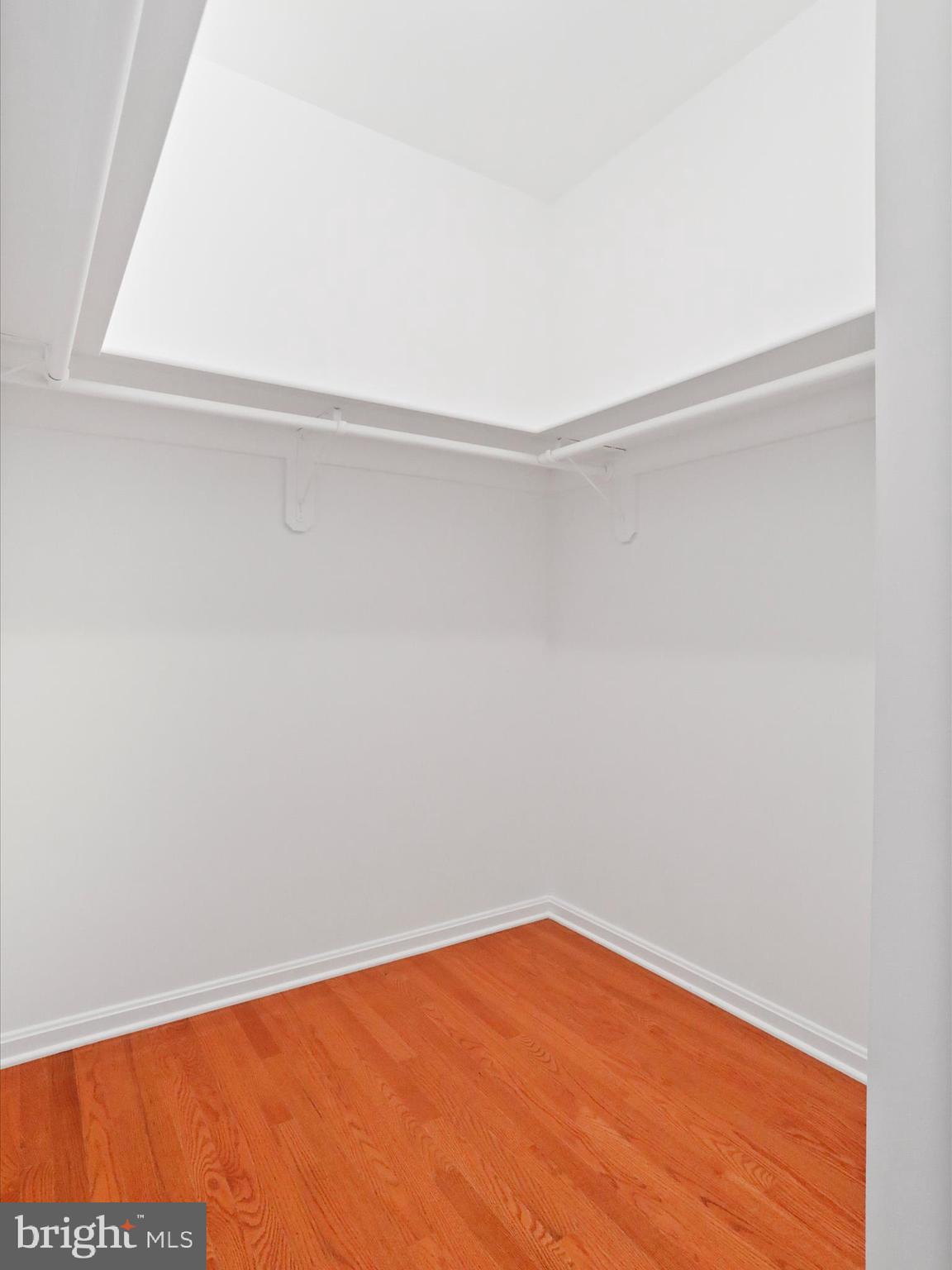 HAMMONDS MILL - Residential