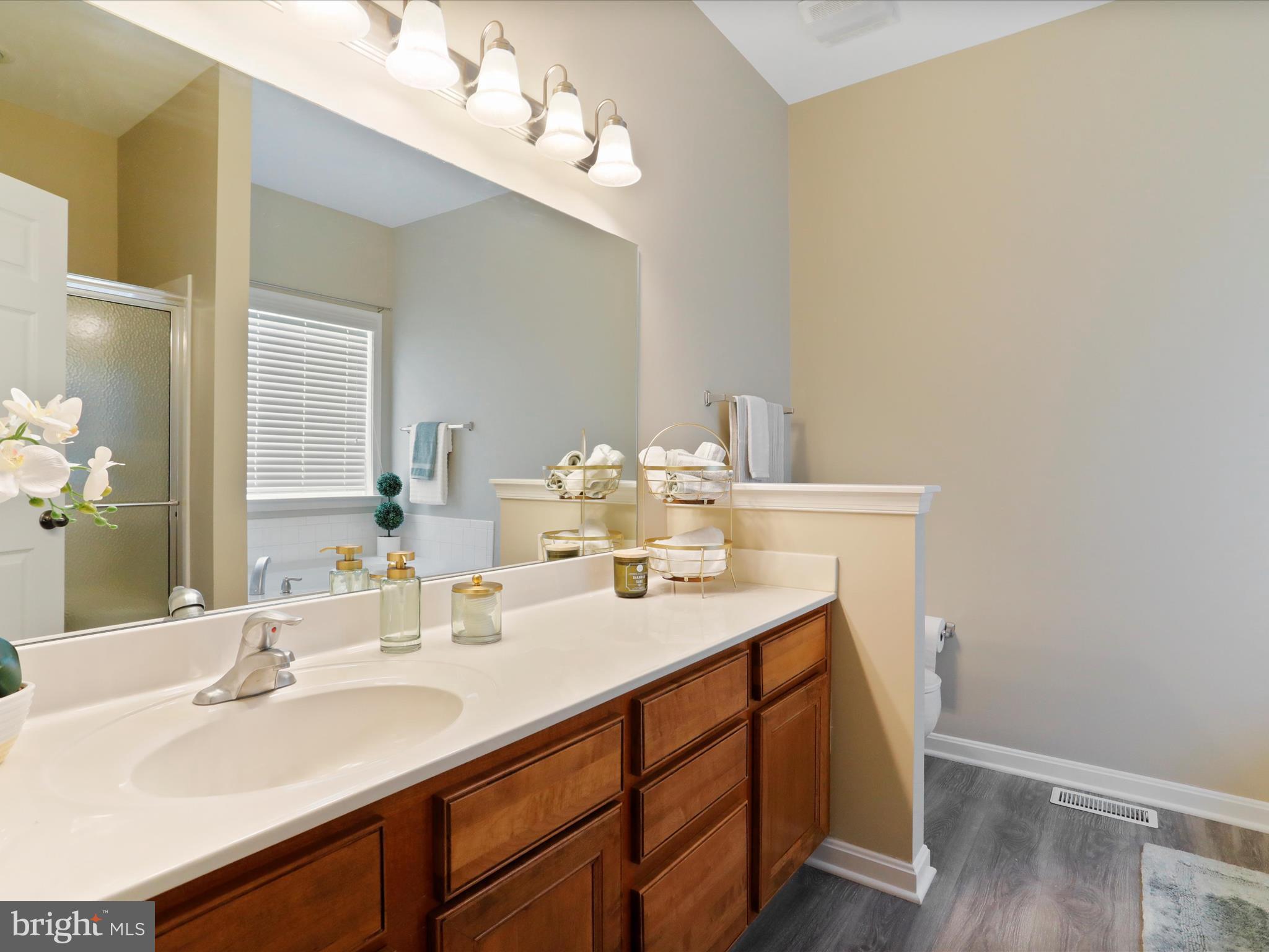 HAMMONDS MILL - Residential