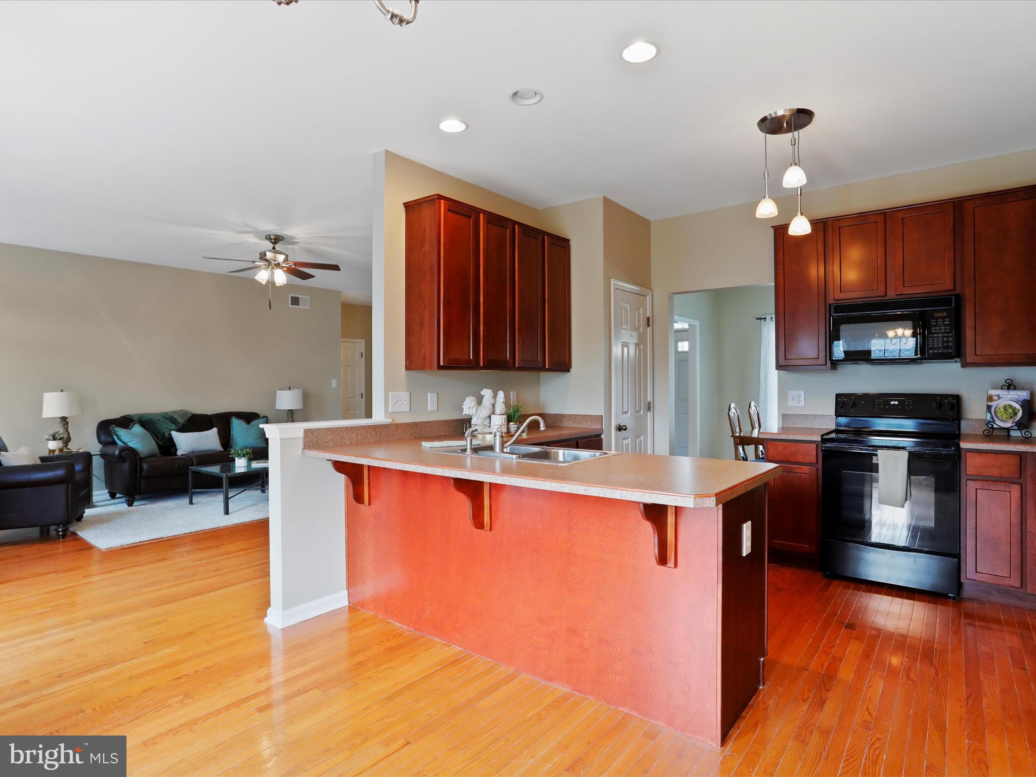 HAMMONDS MILL - Residential