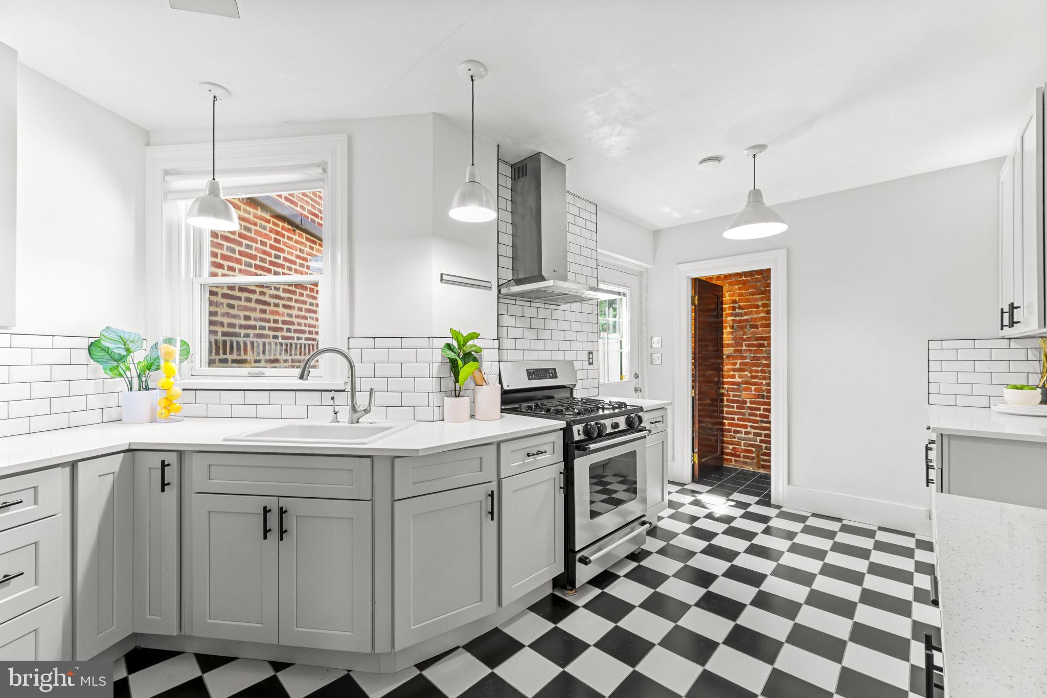 GUILFORD - Residential