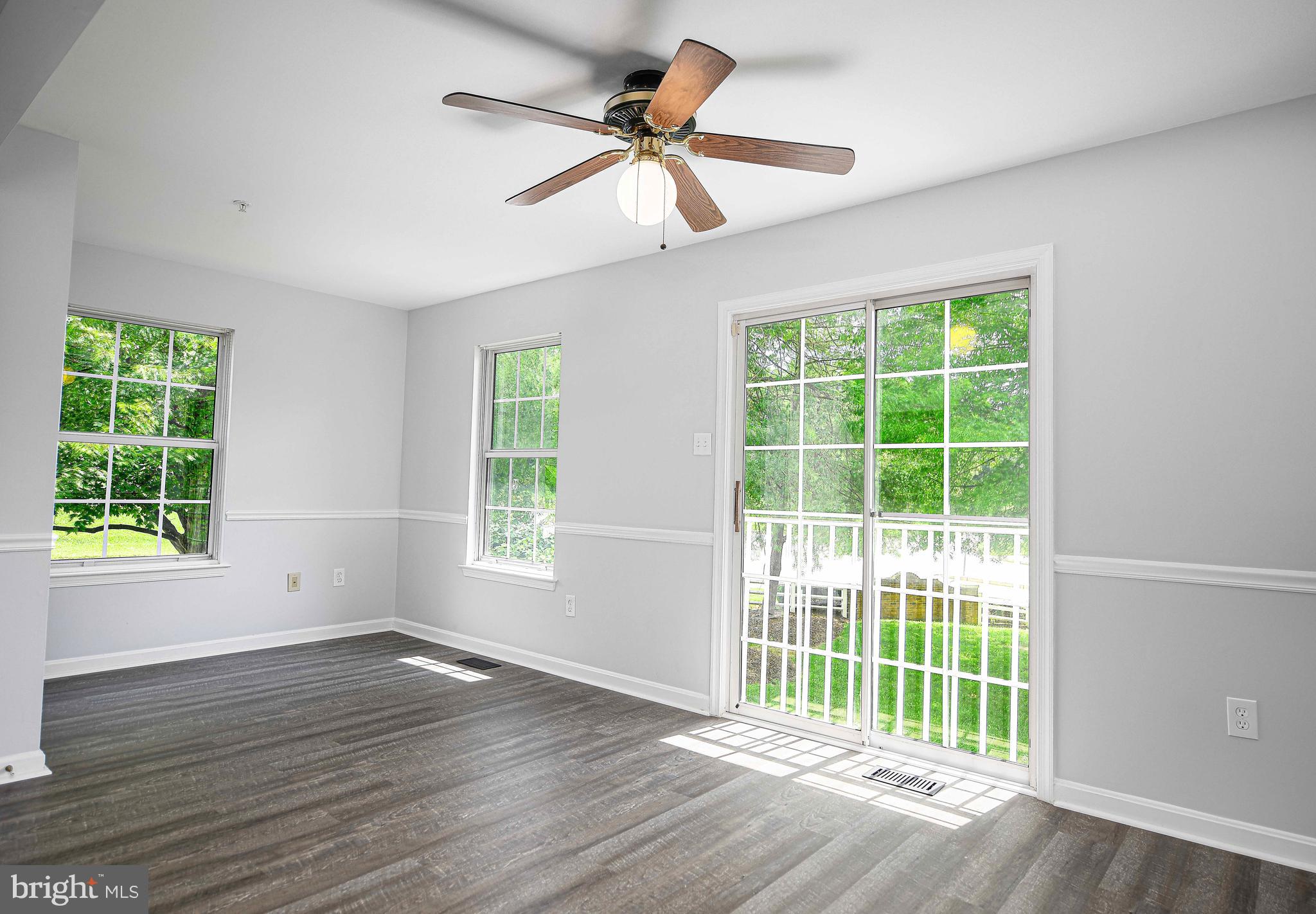 HUNTERS CROSSING - Residential