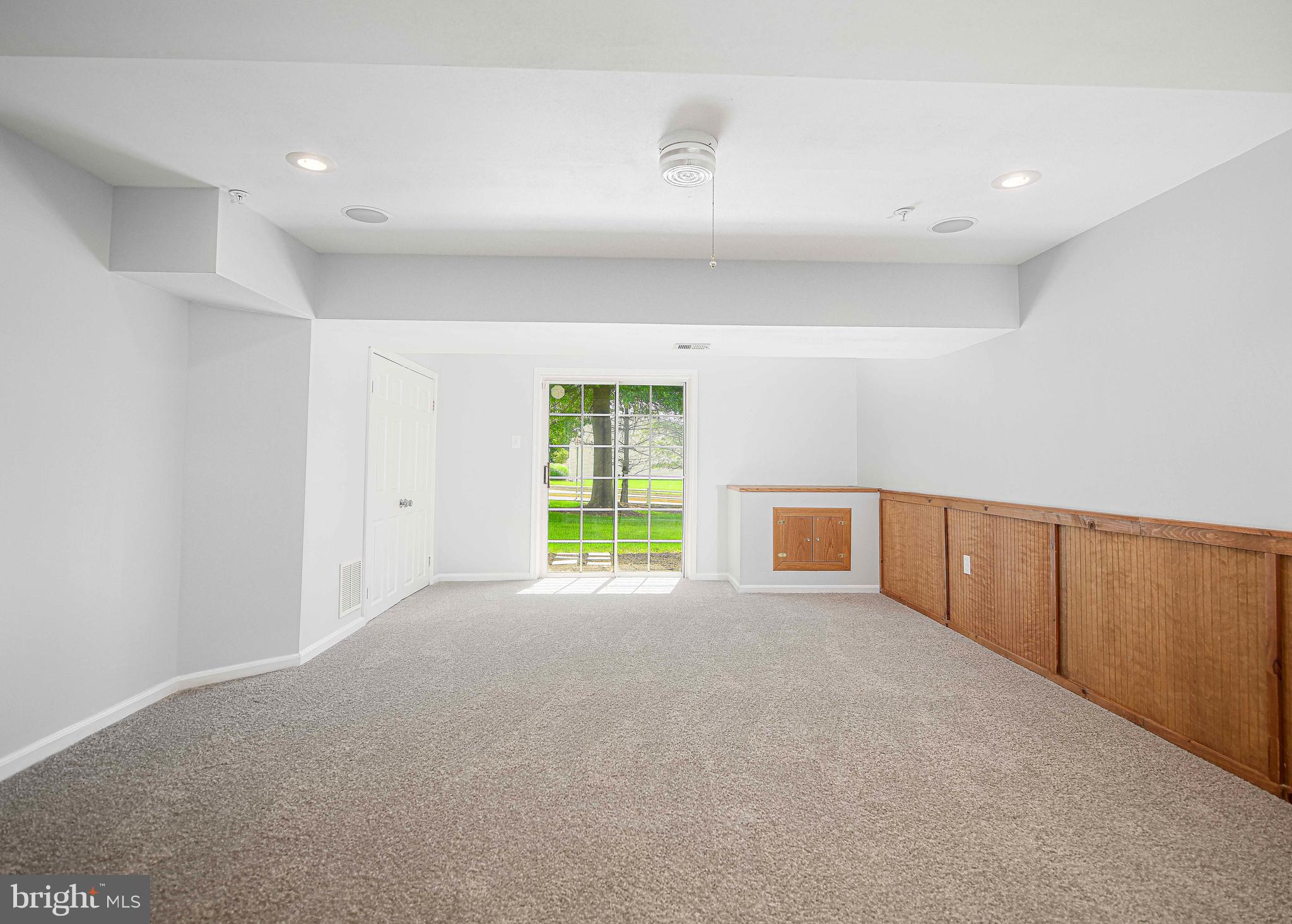 HUNTERS CROSSING - Residential