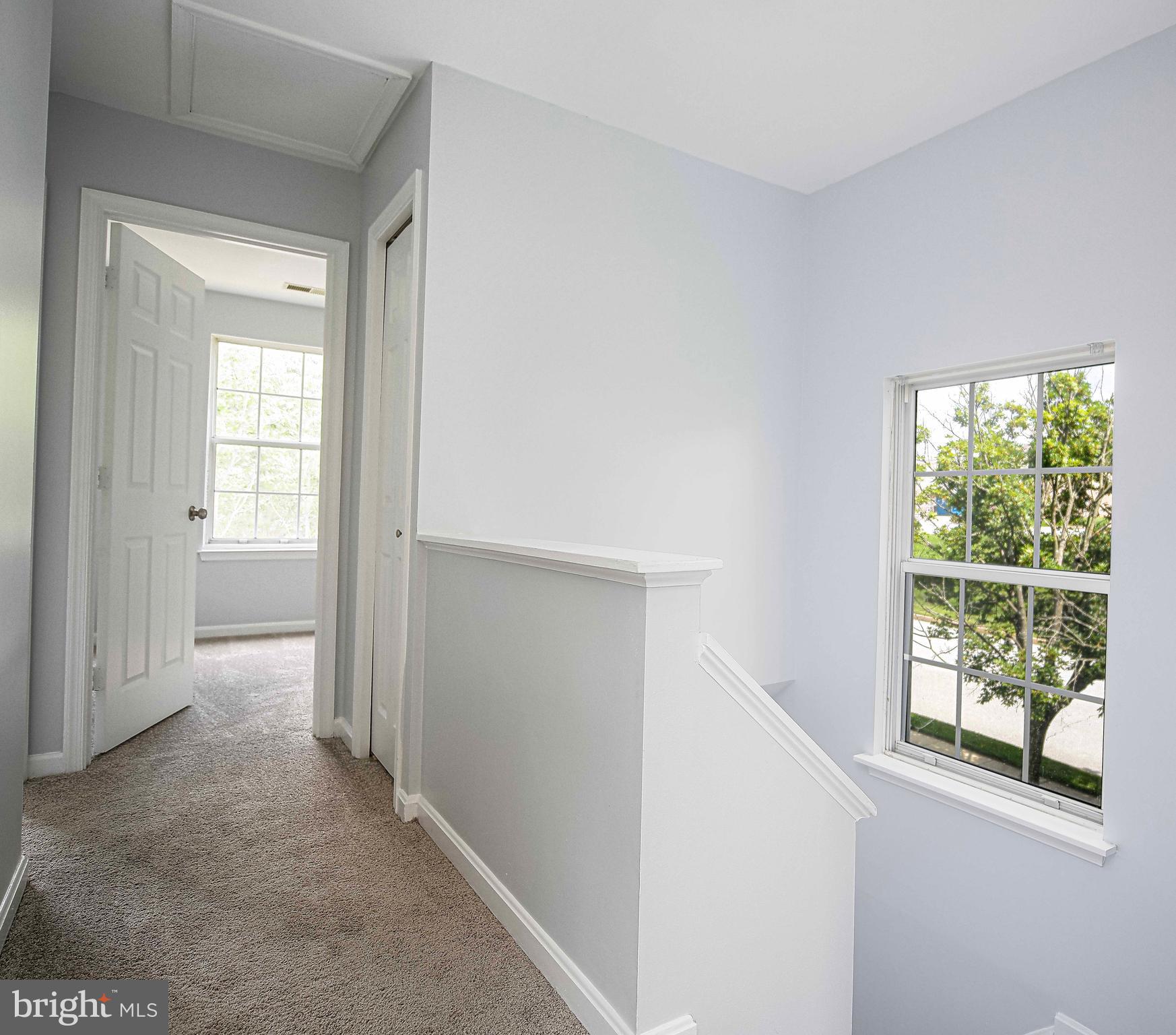 HUNTERS CROSSING - Residential