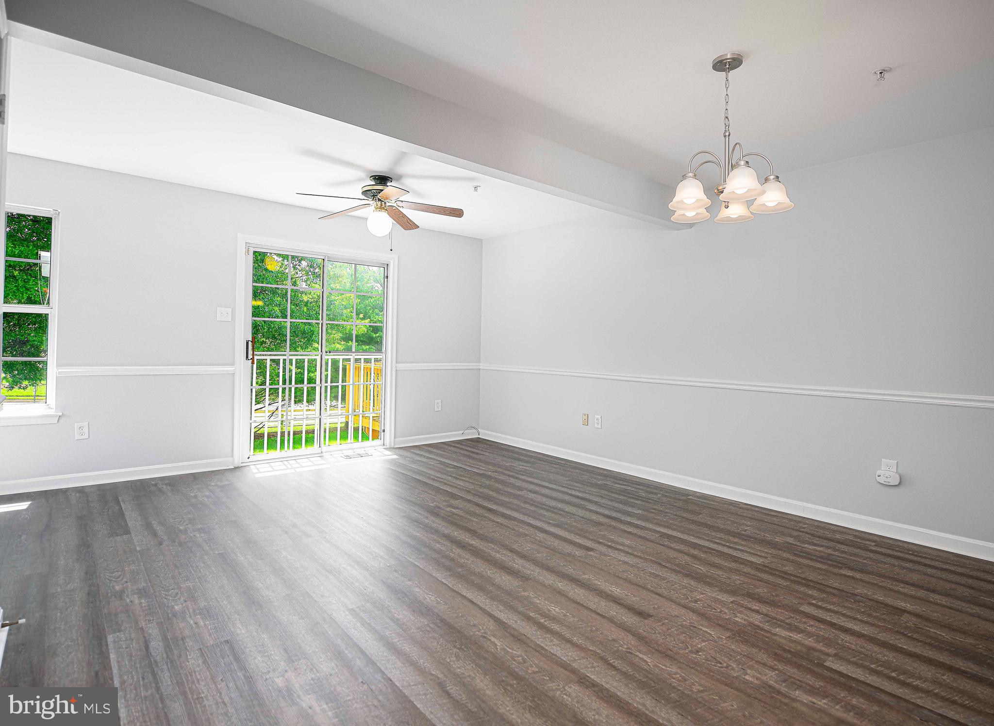 HUNTERS CROSSING - Residential