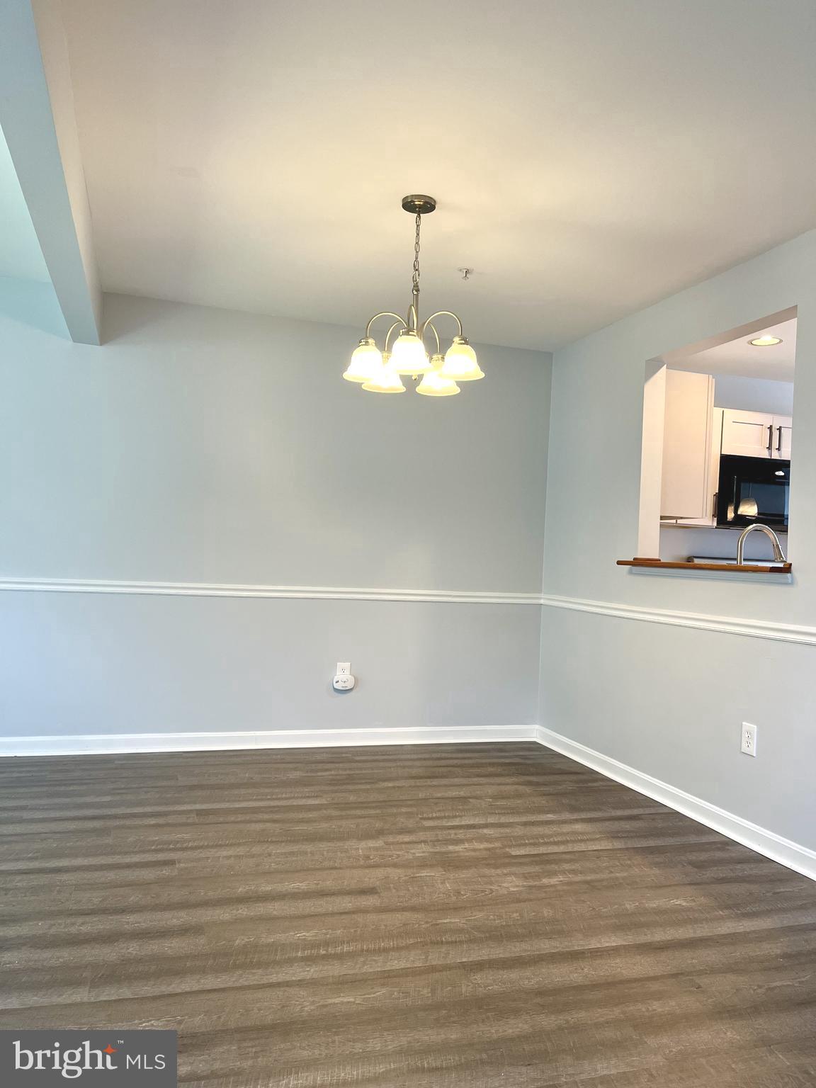 HUNTERS CROSSING - Residential