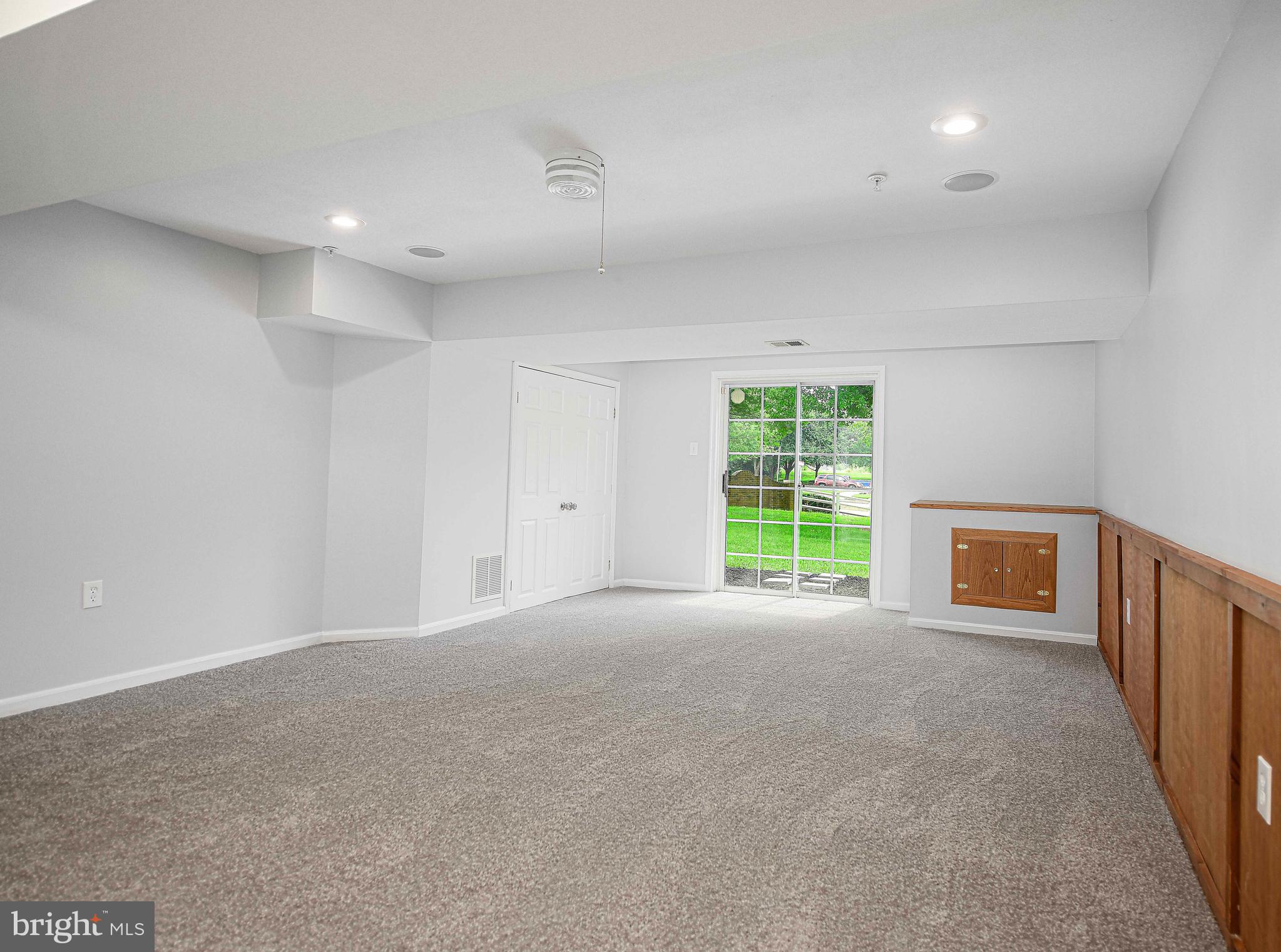 HUNTERS CROSSING - Residential