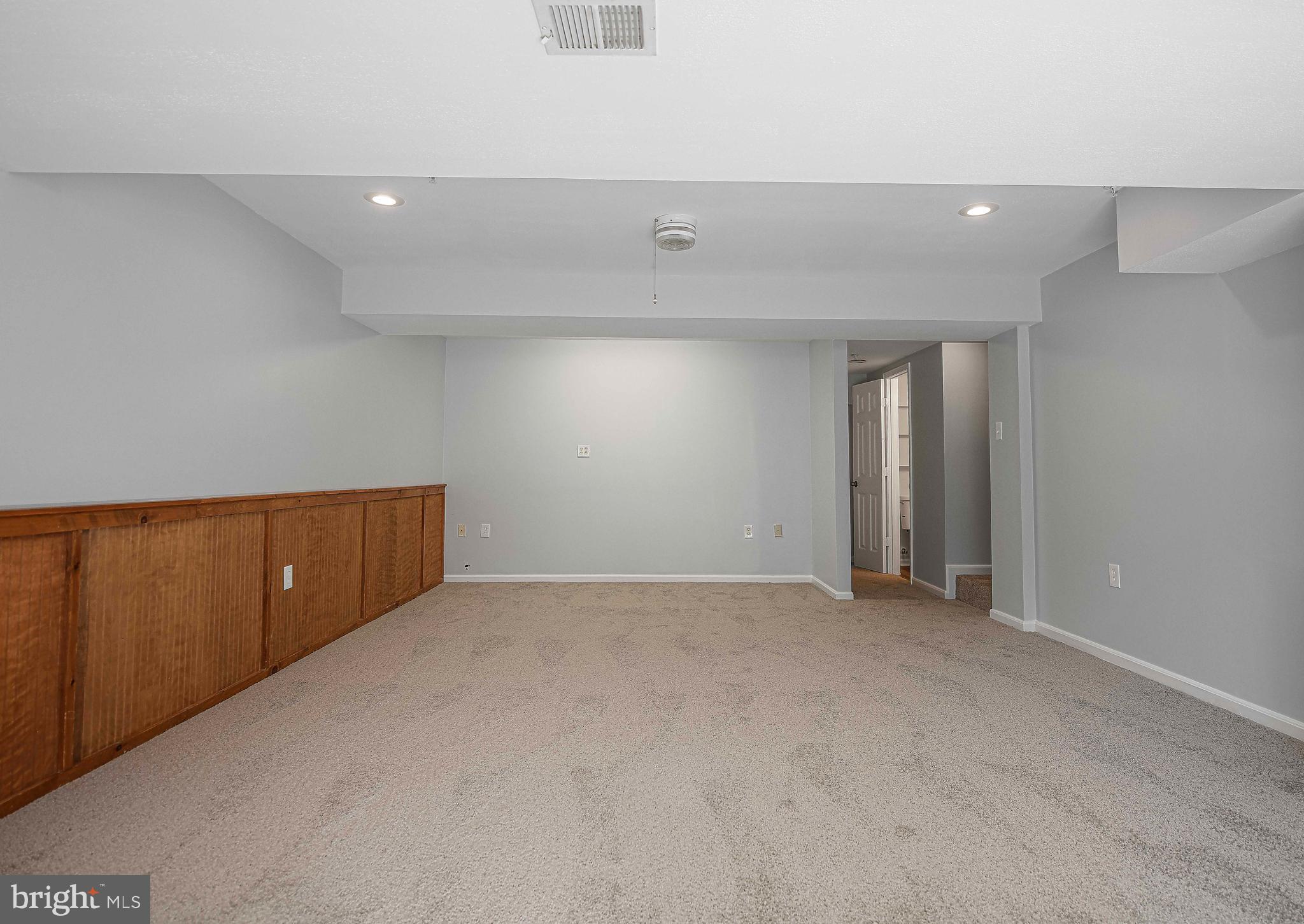 HUNTERS CROSSING - Residential