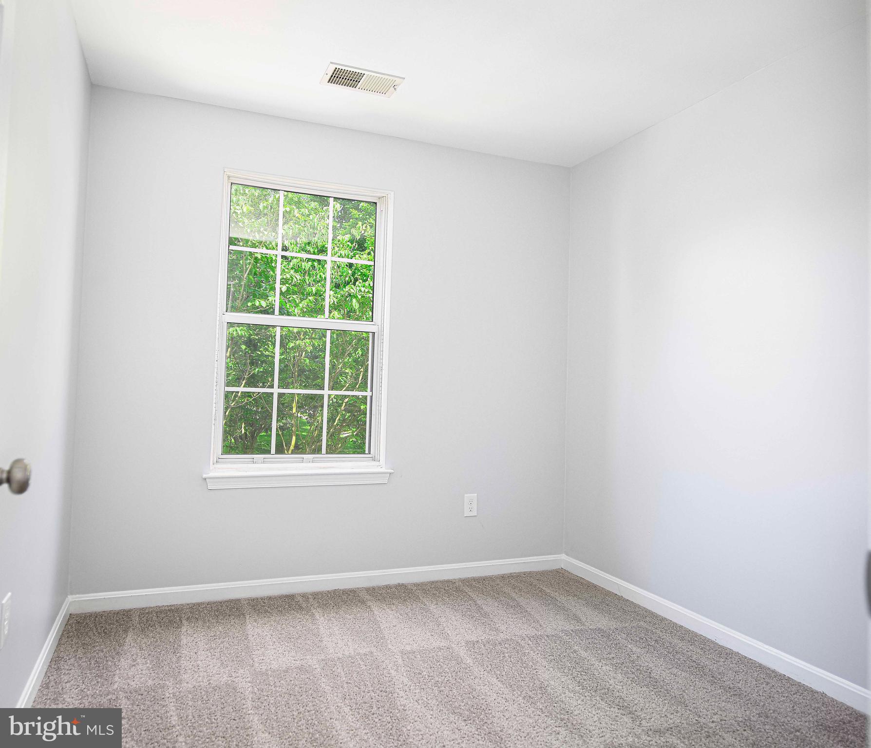 HUNTERS CROSSING - Residential