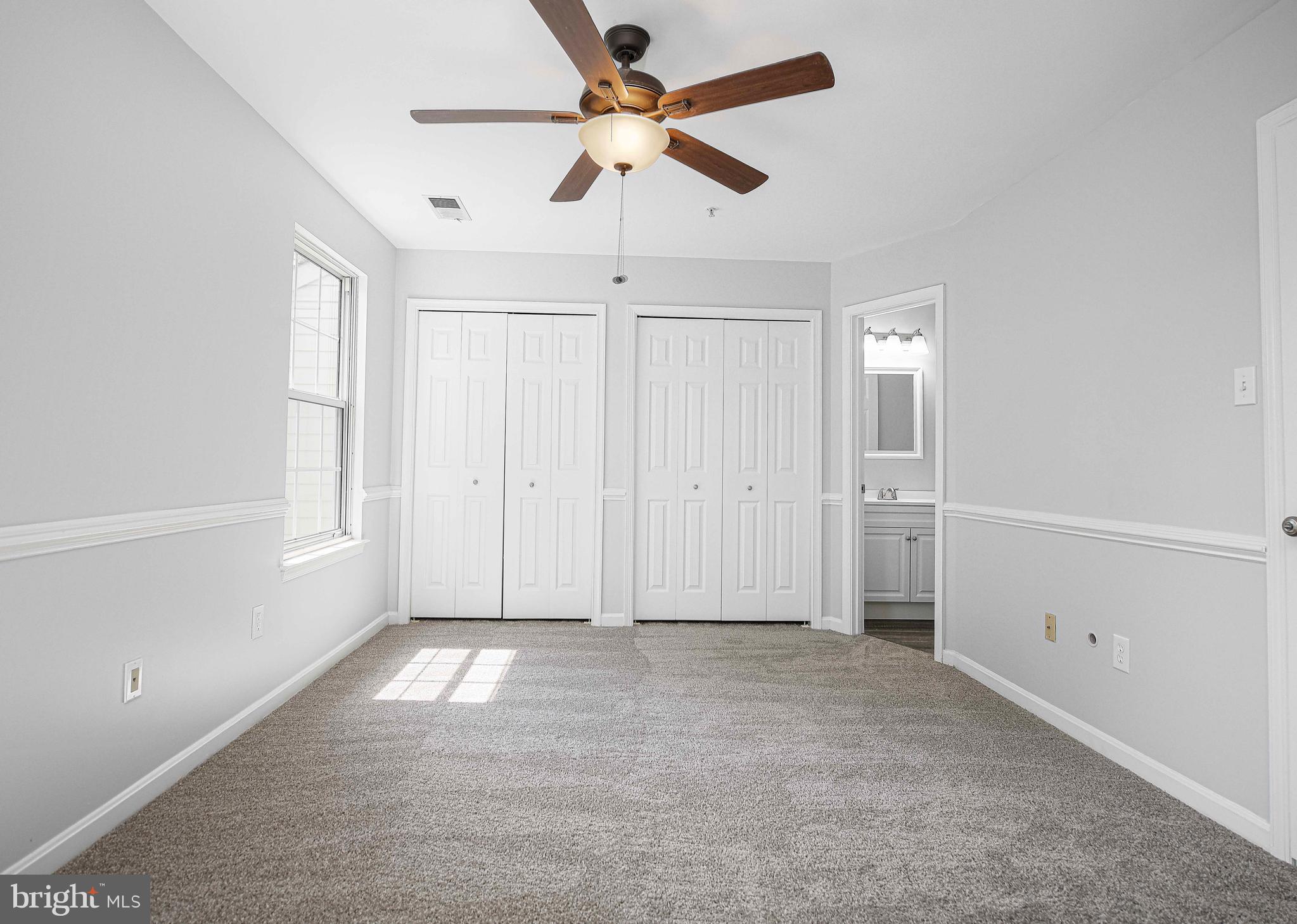 HUNTERS CROSSING - Residential