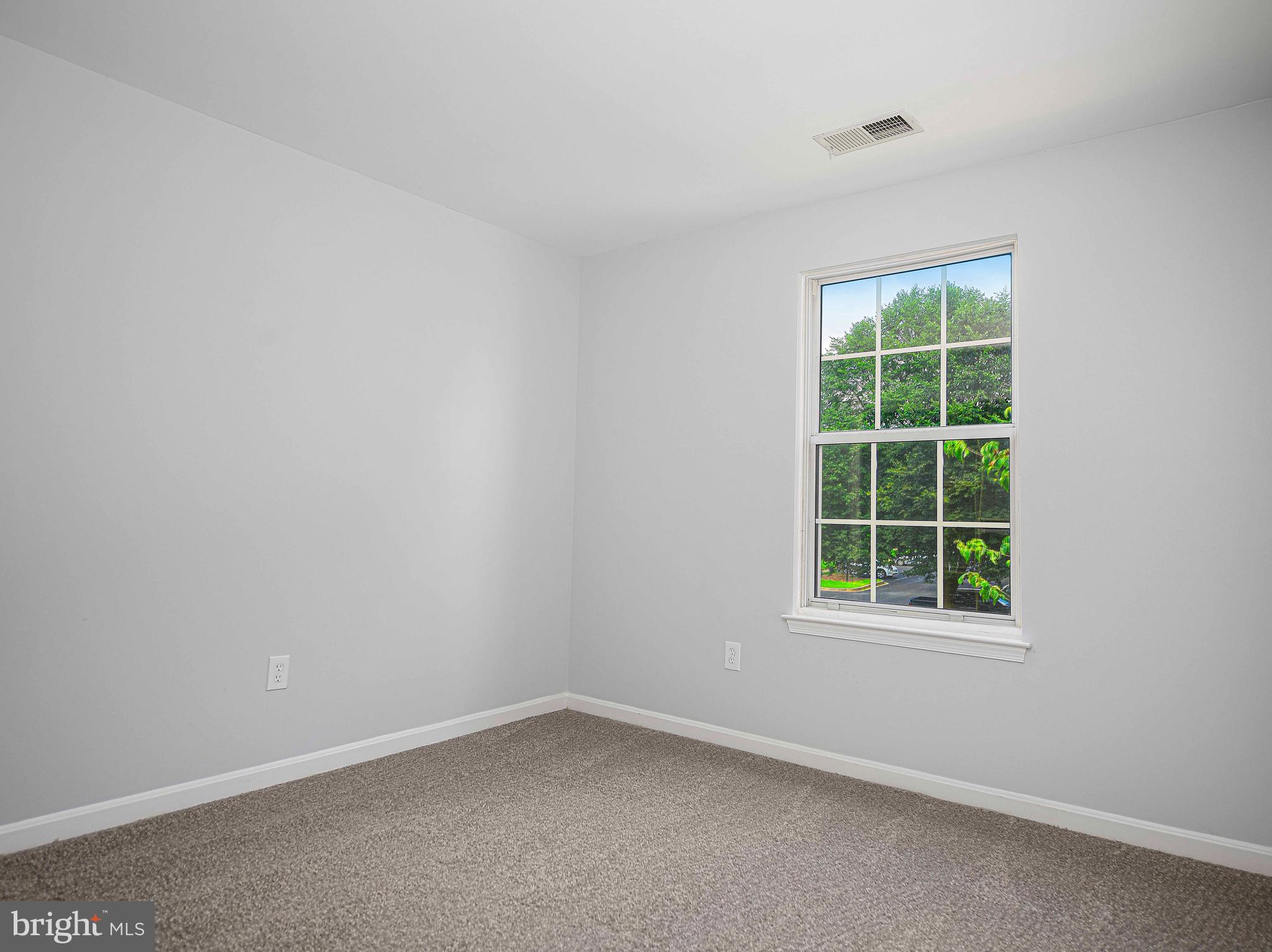 HUNTERS CROSSING - Residential