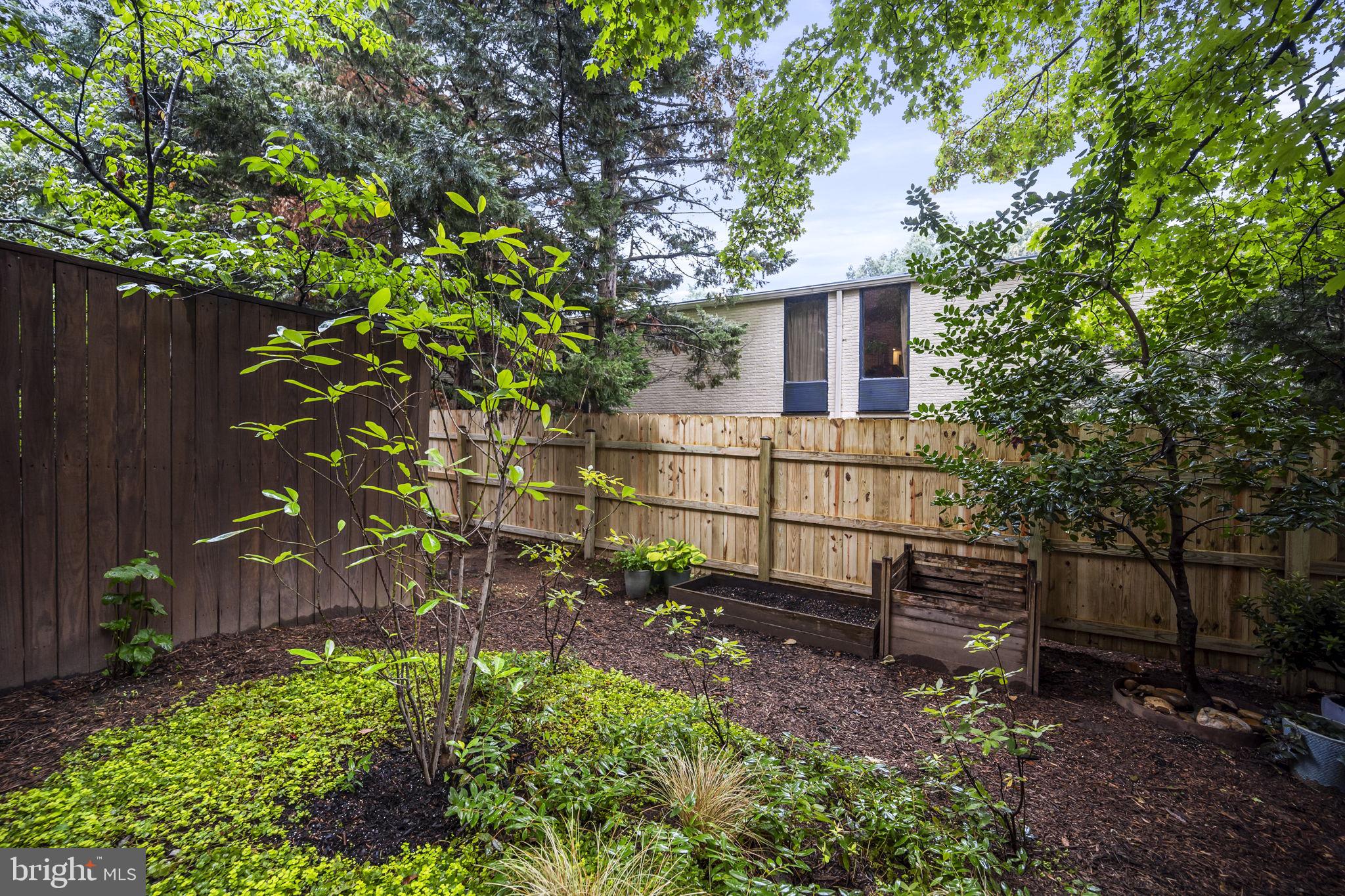 OAKCREST - Residential