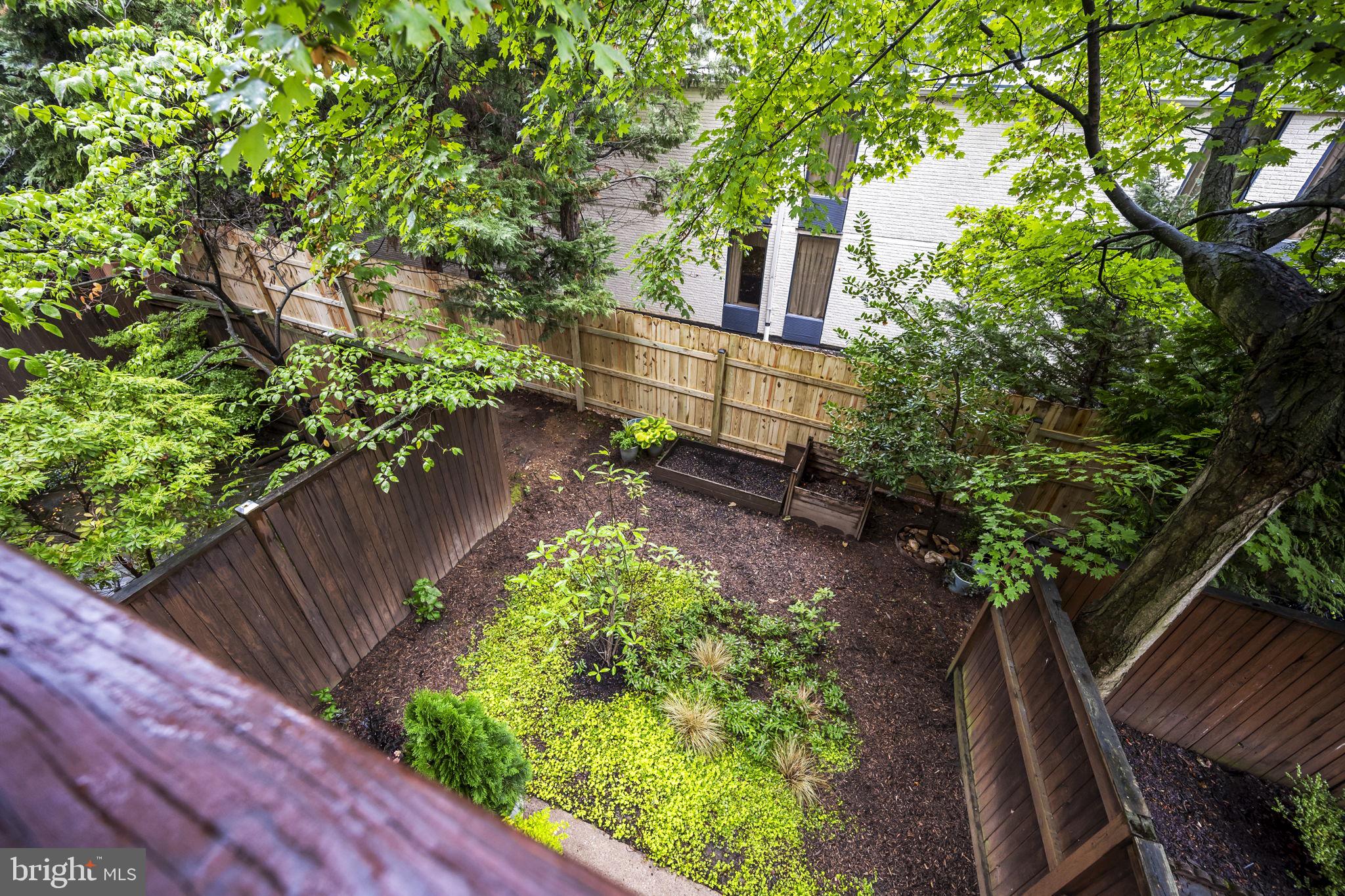 OAKCREST - Residential