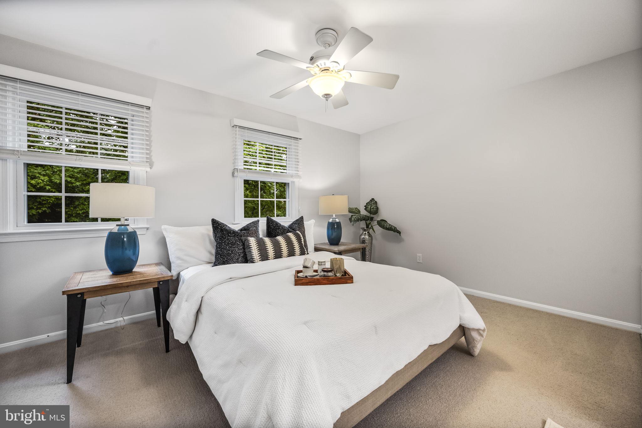 OAKCREST - Residential