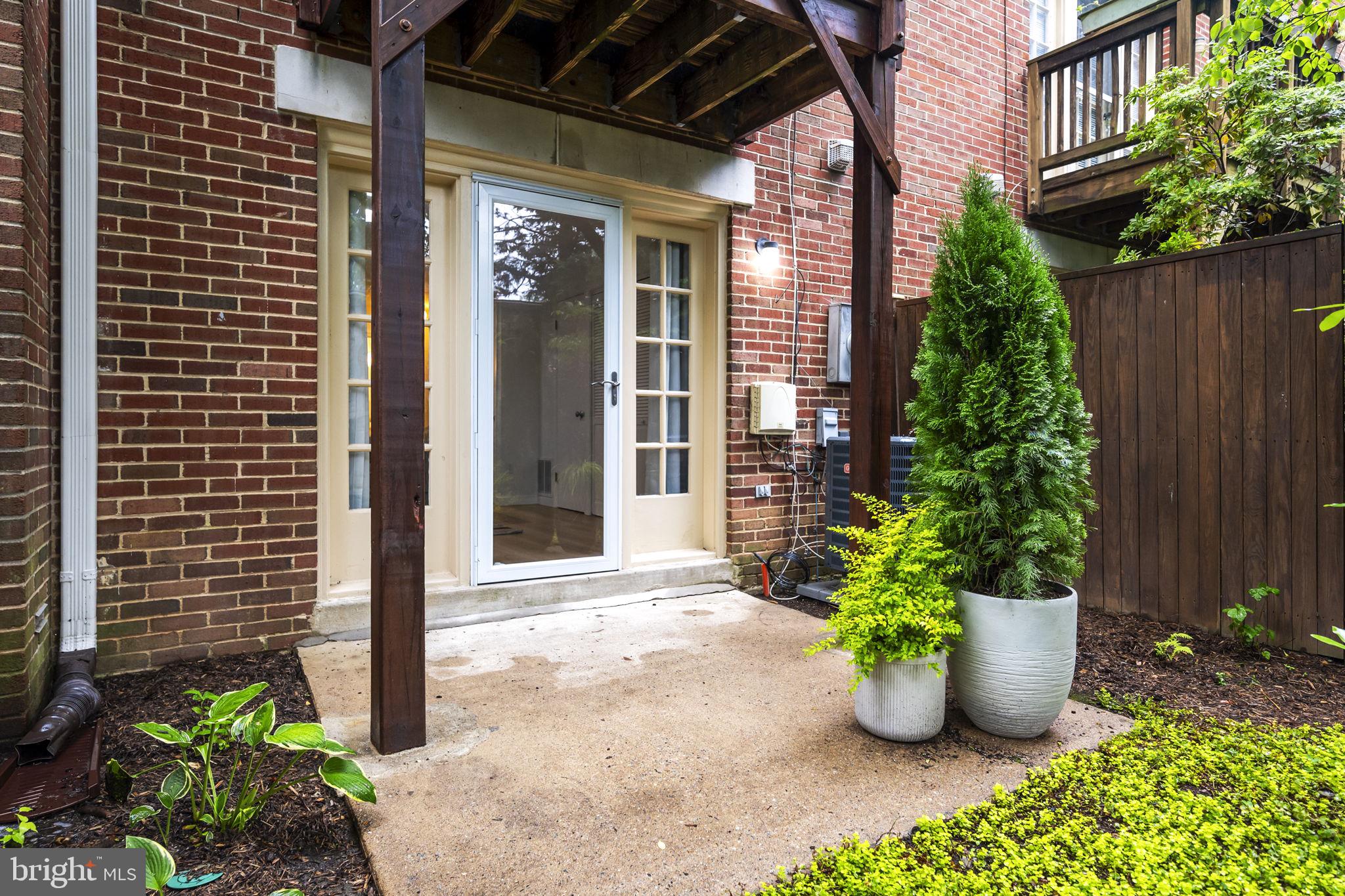 OAKCREST - Residential