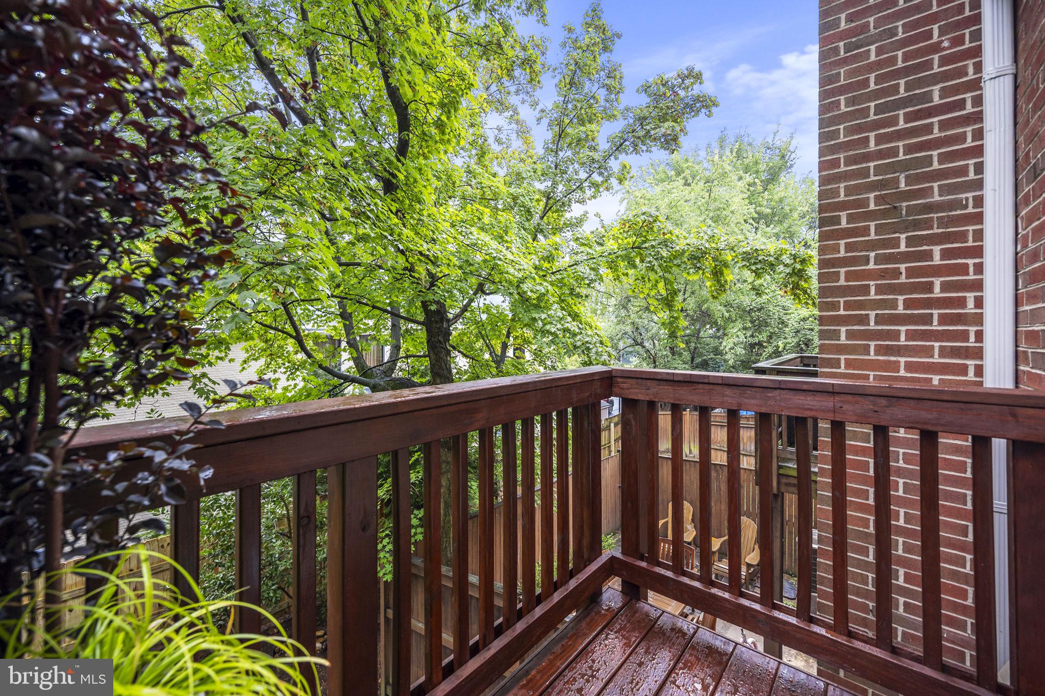 OAKCREST - Residential