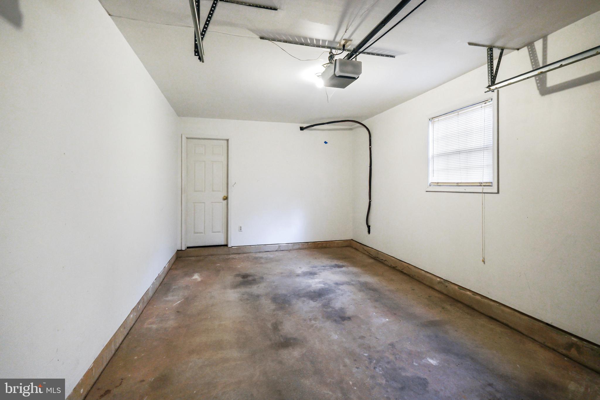 VILL AT MANCHESTER FARMS - Residential Lease