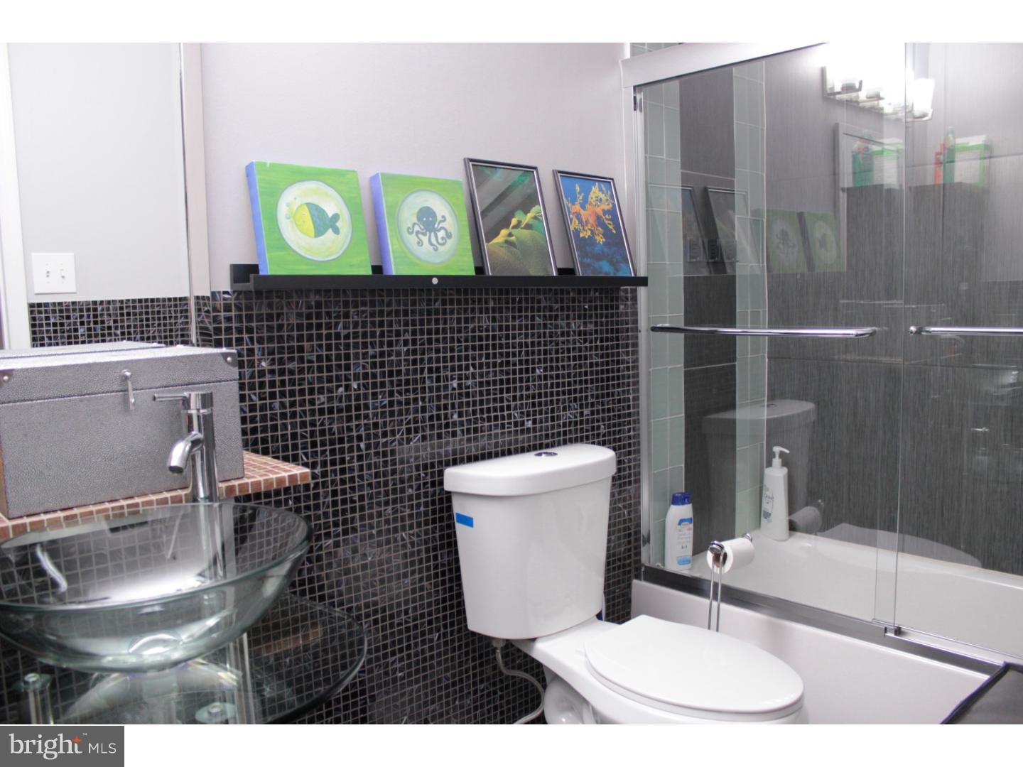 VILLAGE SHIRES - Residential Lease