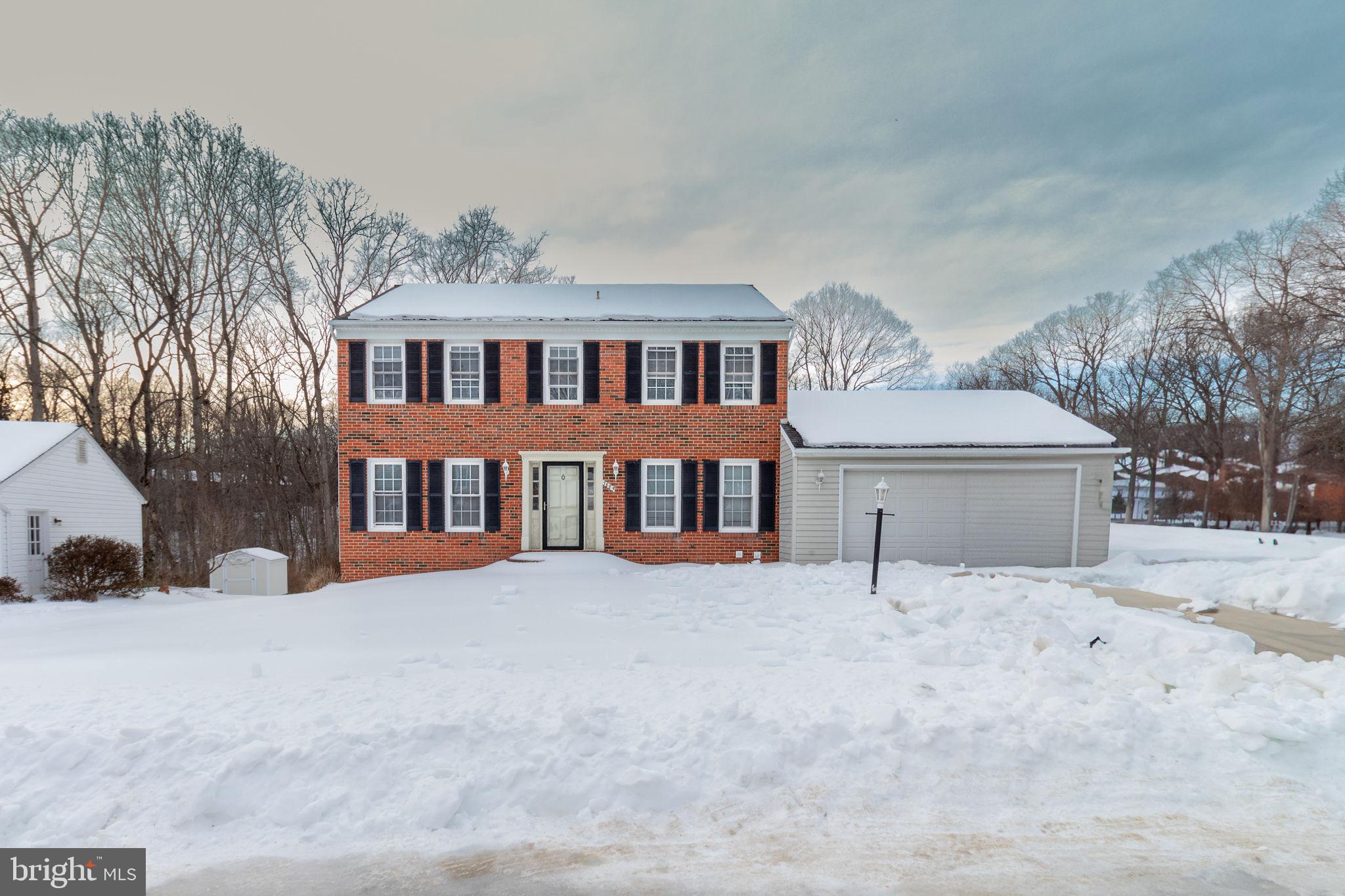 7885 GODOLPHIN DRIVE