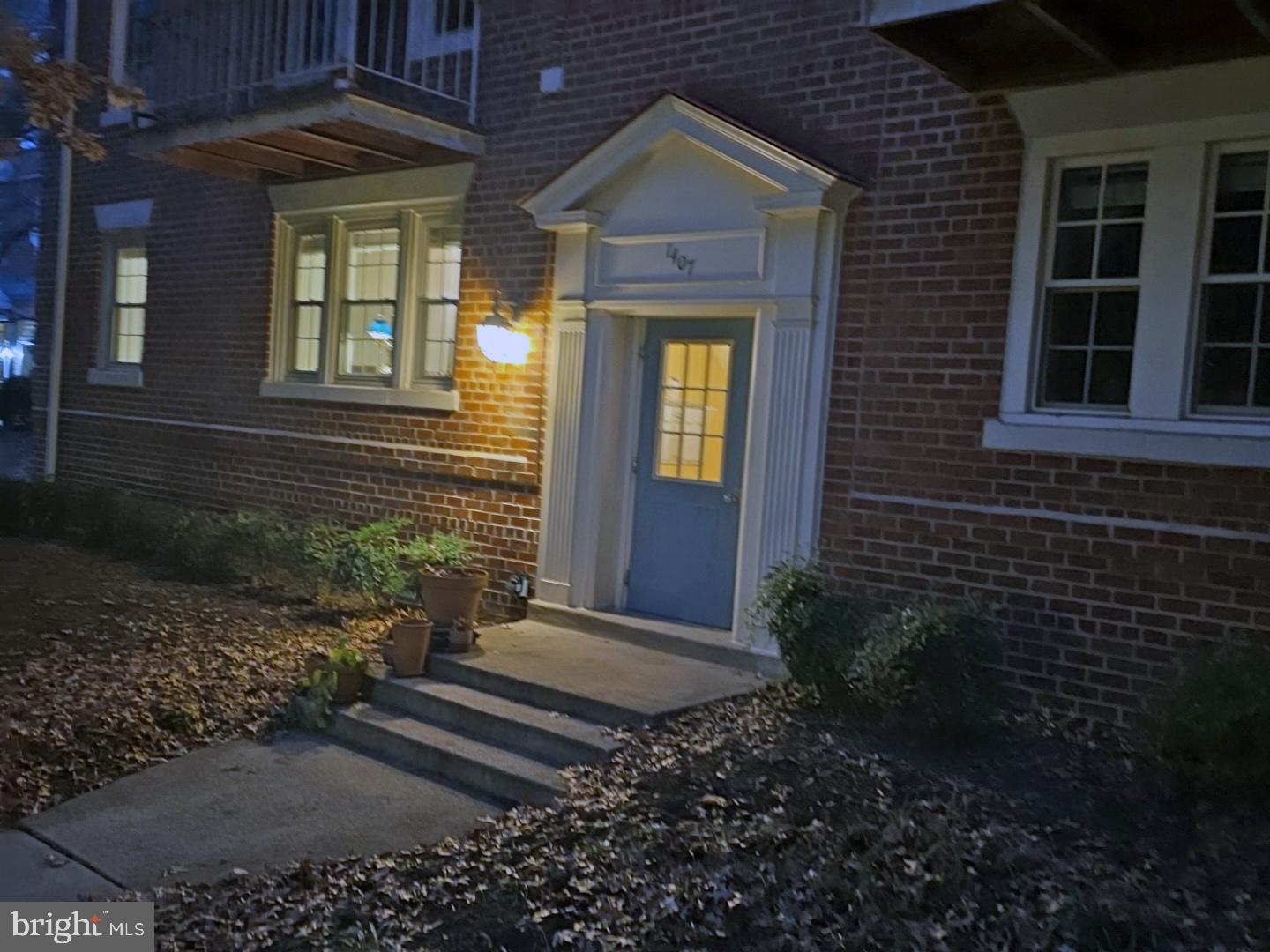 HARBOR TERRACE - Residential