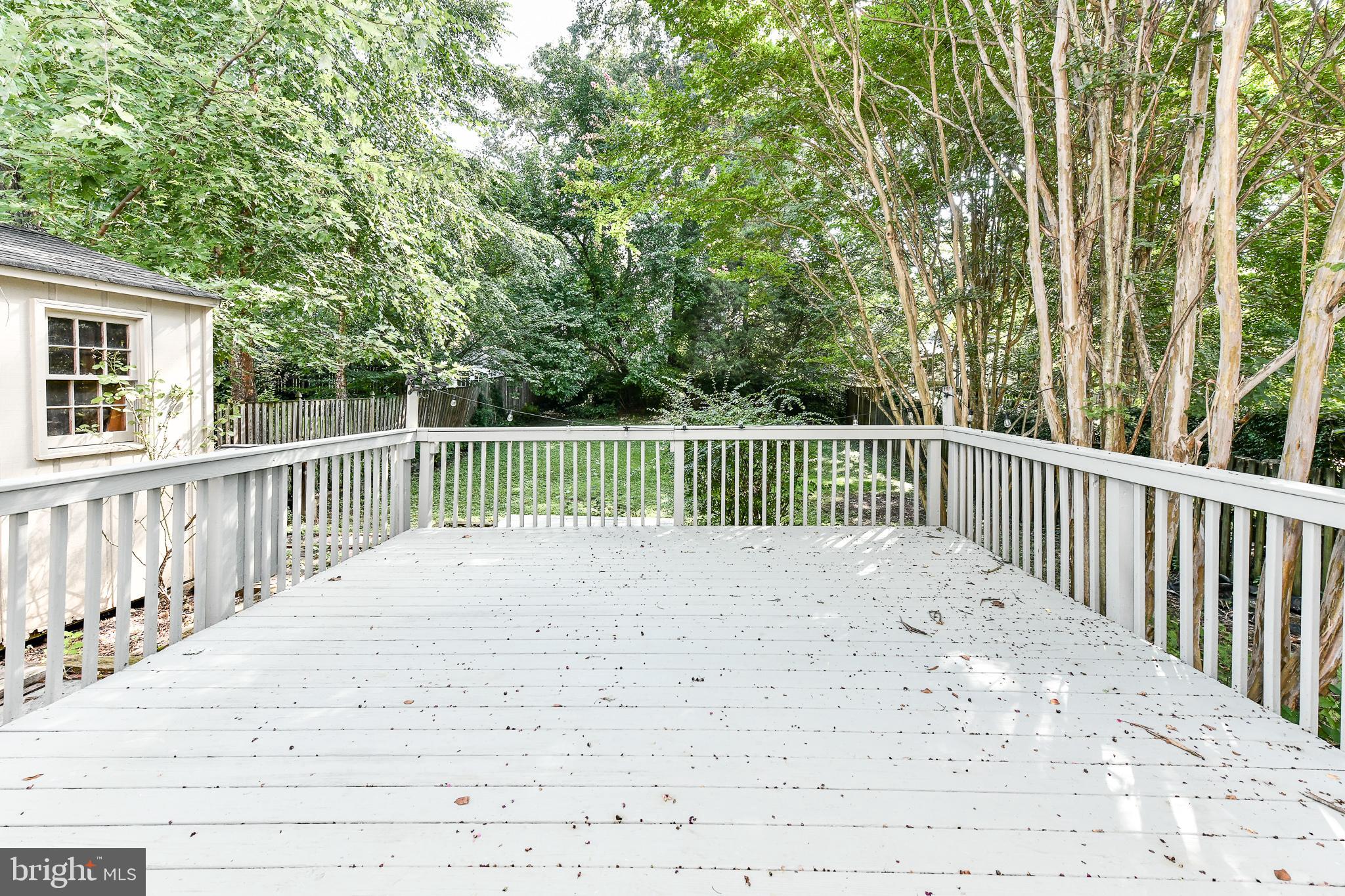 WAVERLY HILLS - Residential Lease