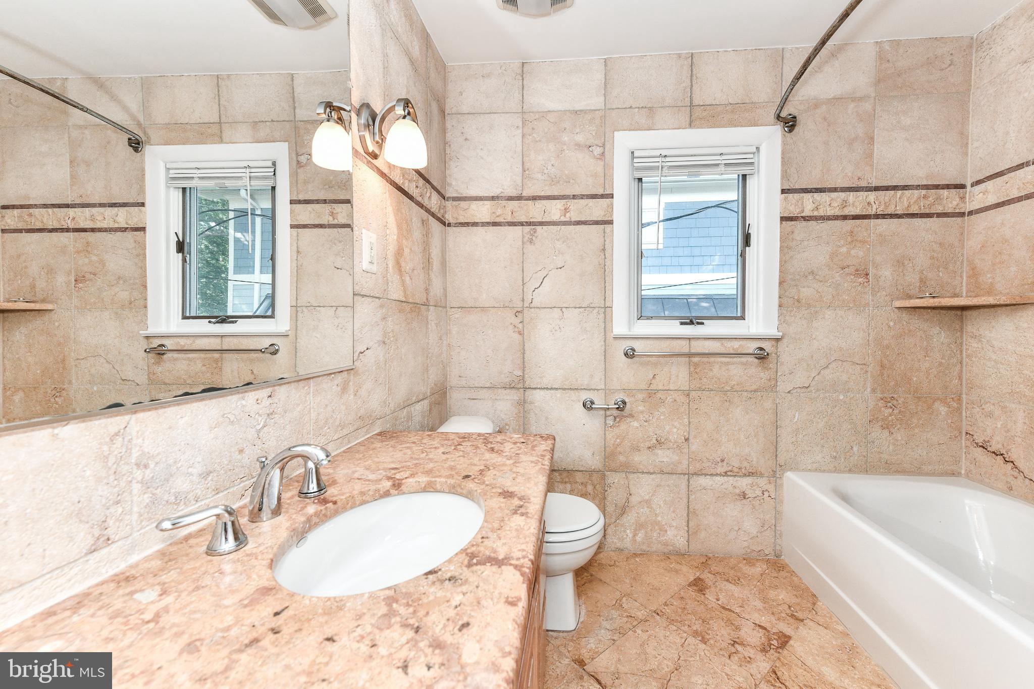 WAVERLY HILLS - Residential Lease