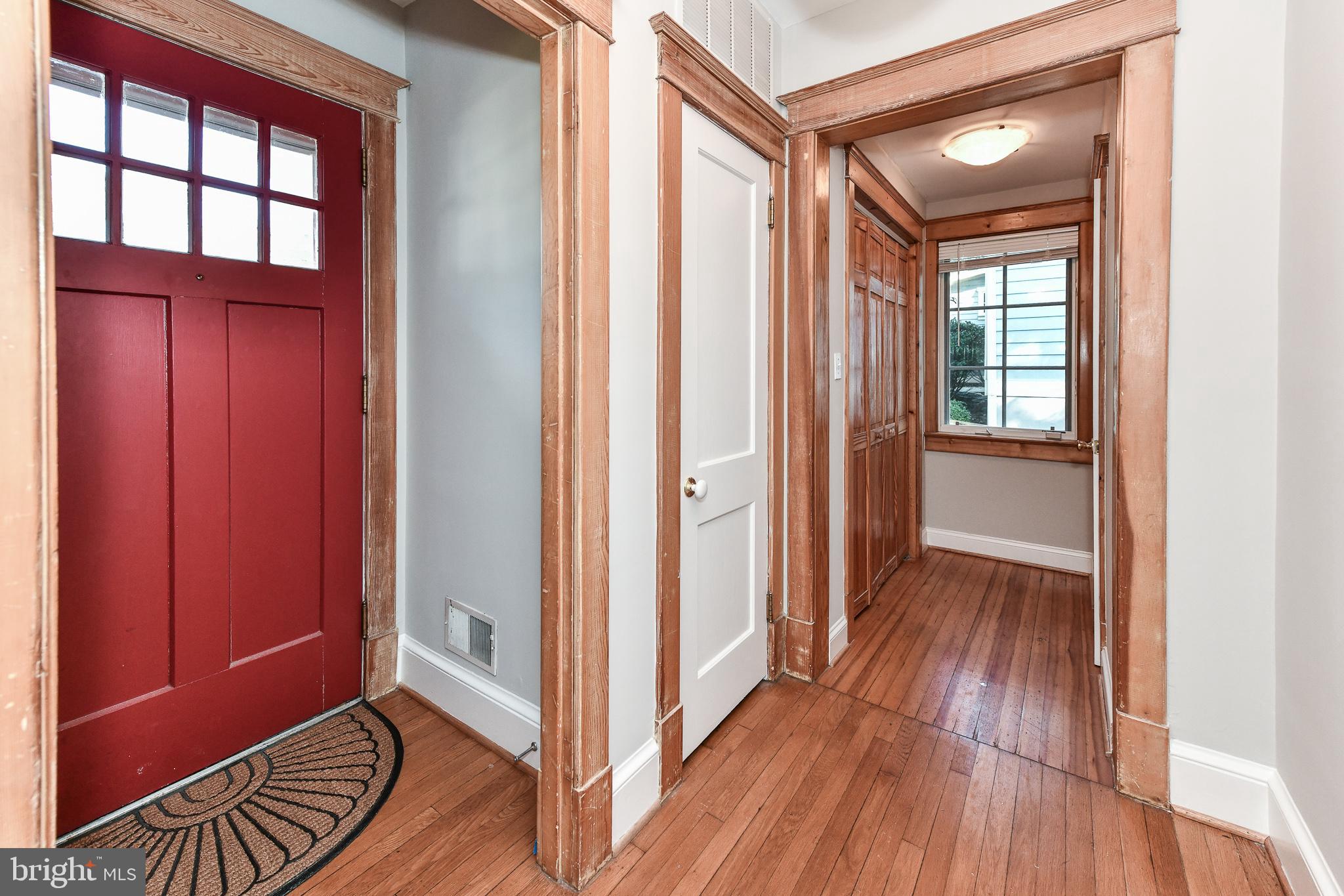 WAVERLY HILLS - Residential Lease