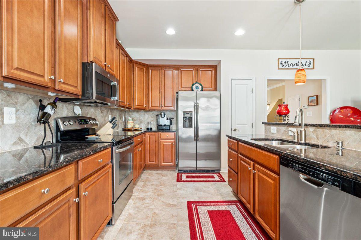 LINTON AT BALLENGER - Residential