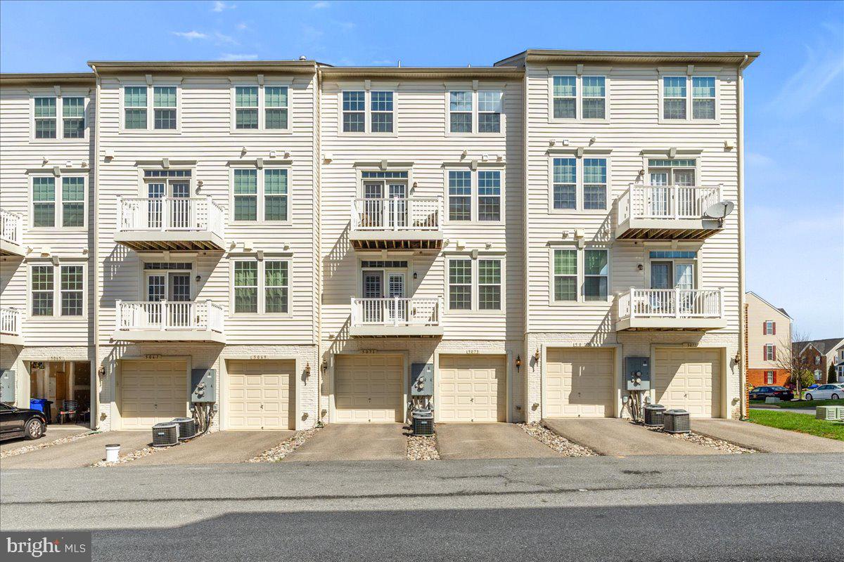 LINTON AT BALLENGER - Residential