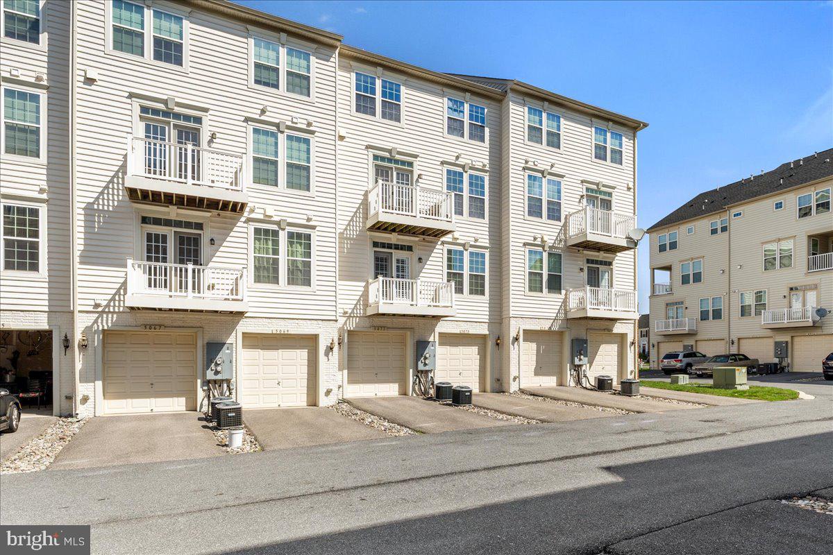 LINTON AT BALLENGER - Residential