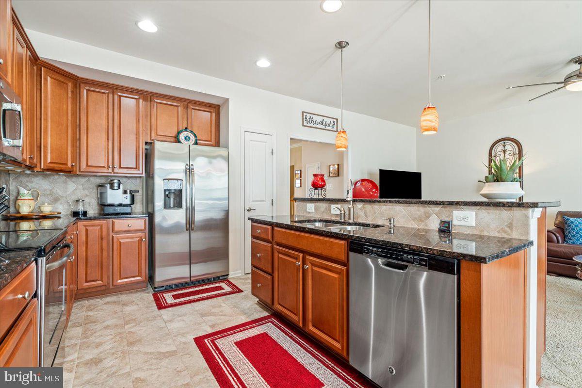 LINTON AT BALLENGER - Residential