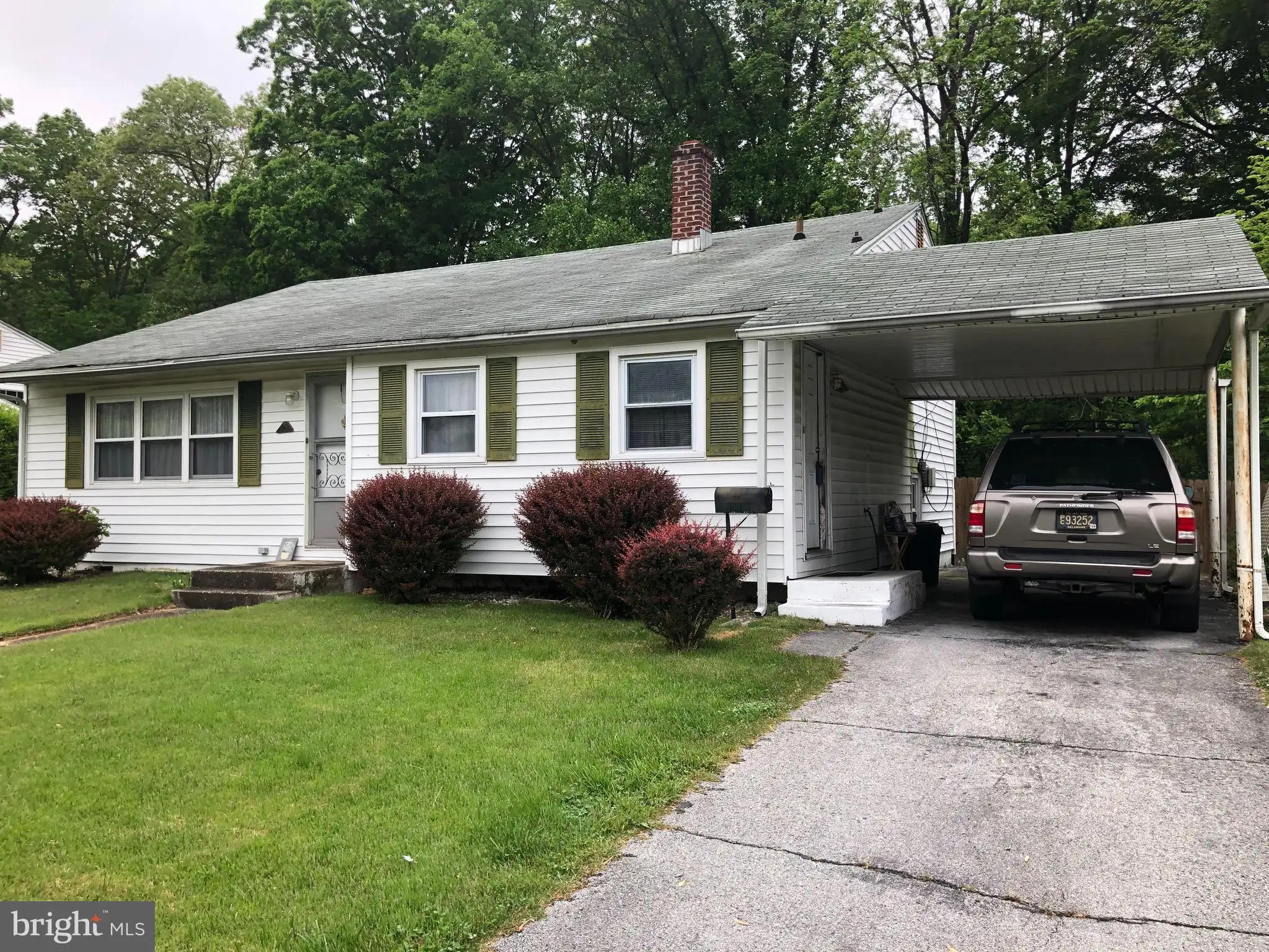 32 W Stephen Drive, Newark, DE 19713