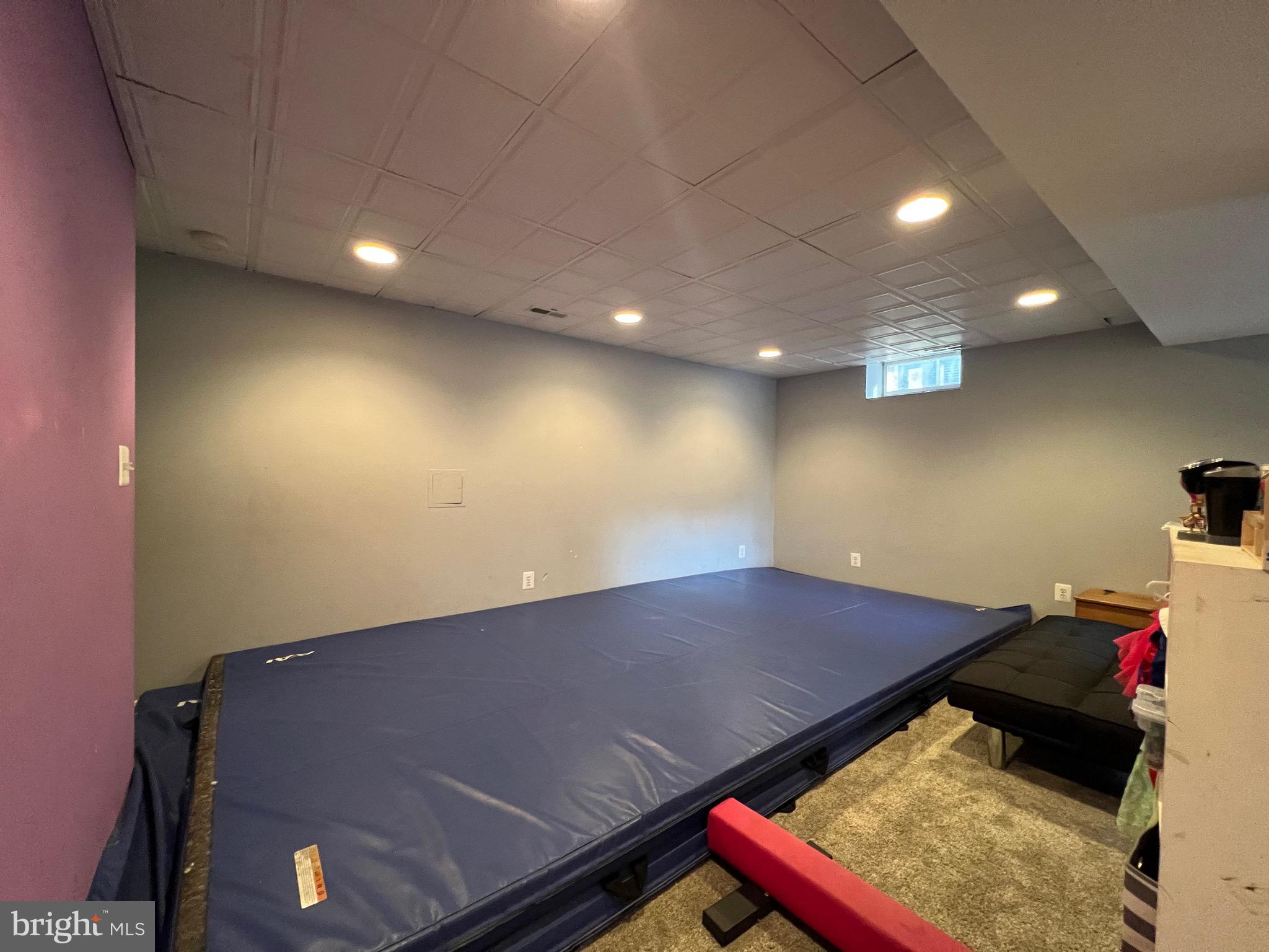 CHESTERFIELD - Residential