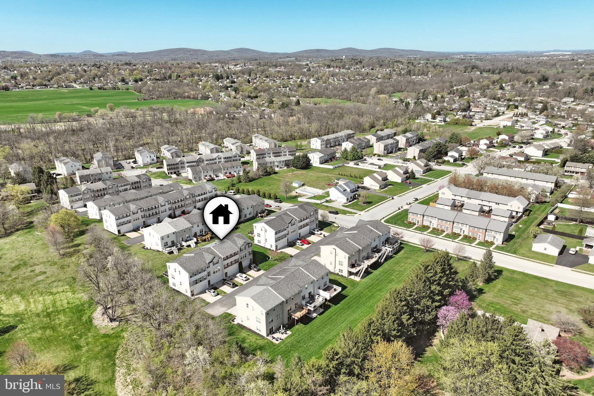 IRON BRIDGE LANDING - Residential