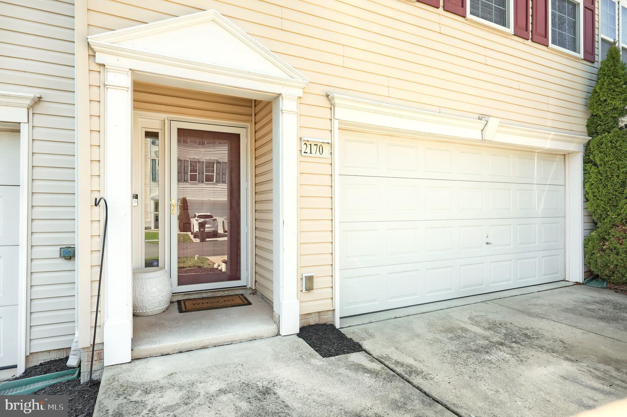 IRON BRIDGE LANDING - Residential