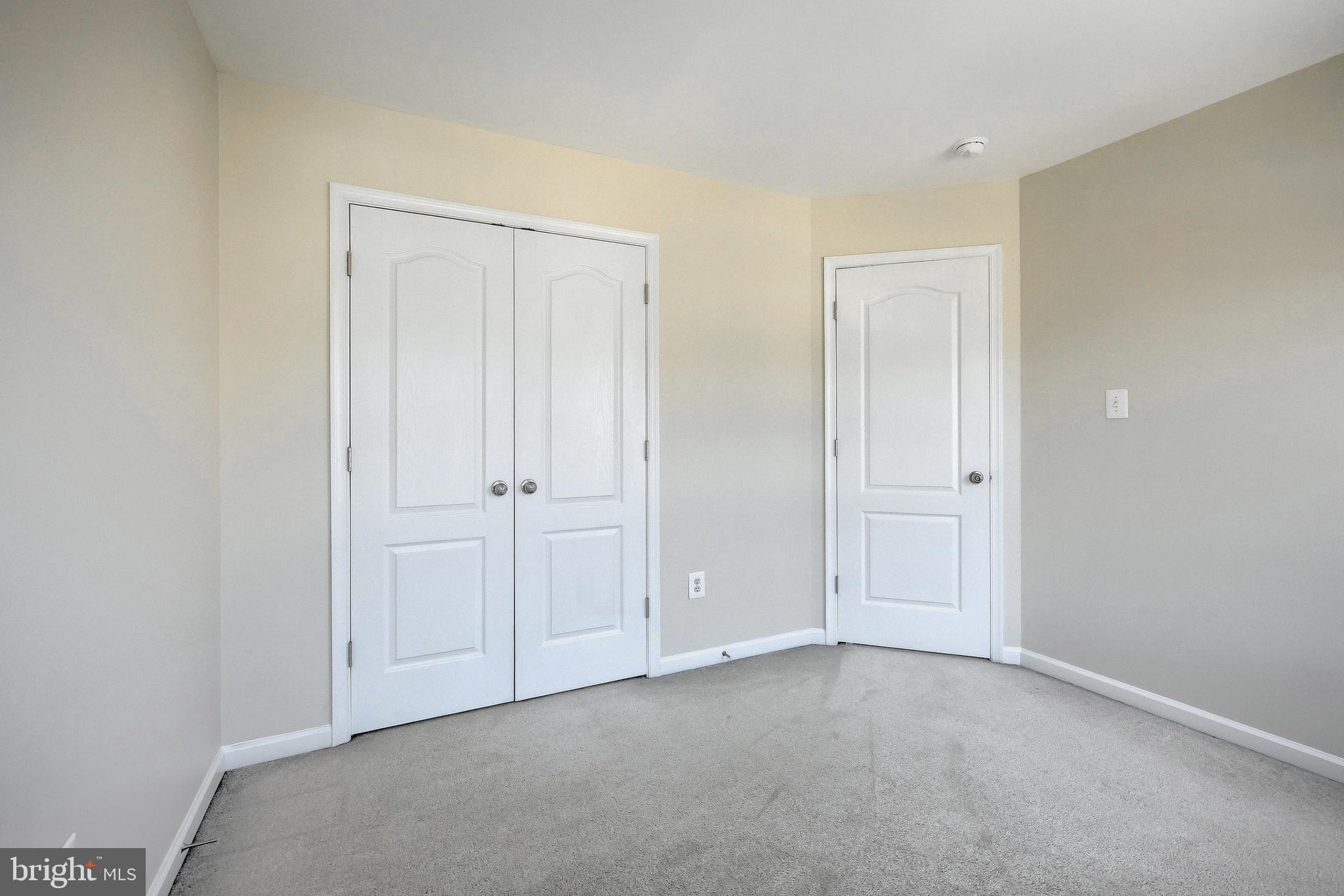 IRON BRIDGE LANDING - Residential