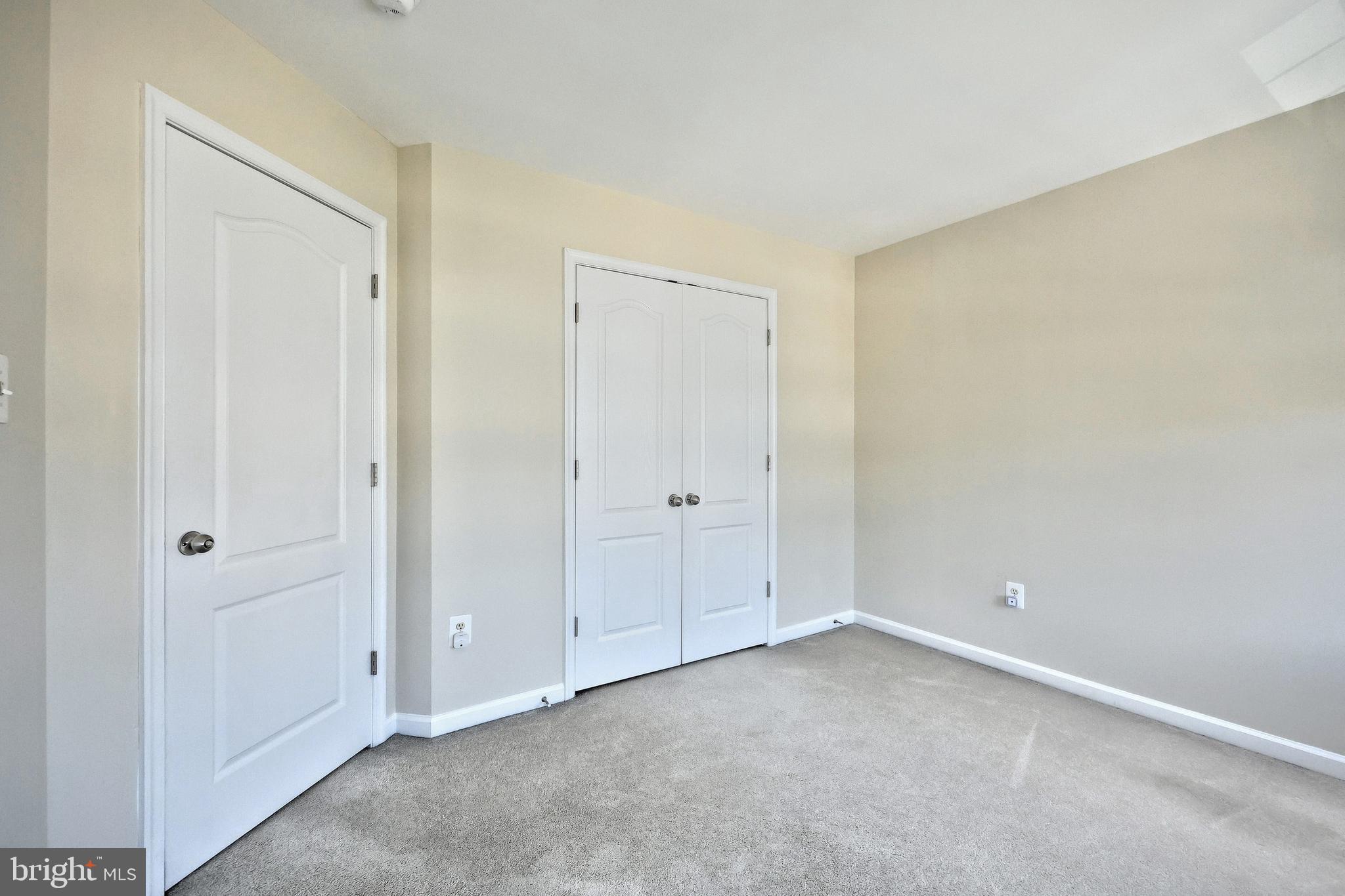 IRON BRIDGE LANDING - Residential