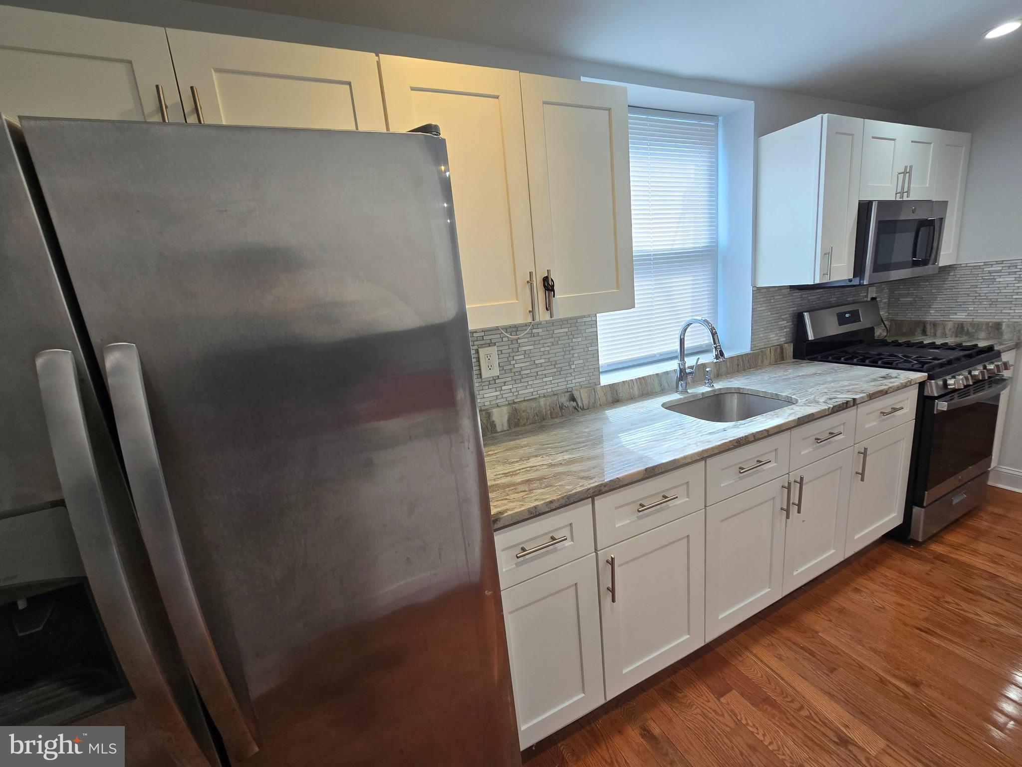 BRIDESBURG - Residential