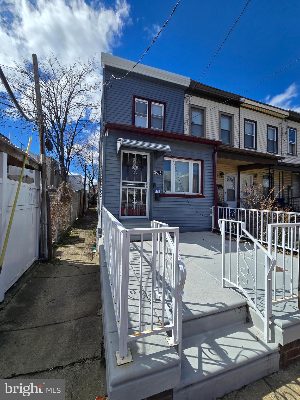 BRIDESBURG - Residential