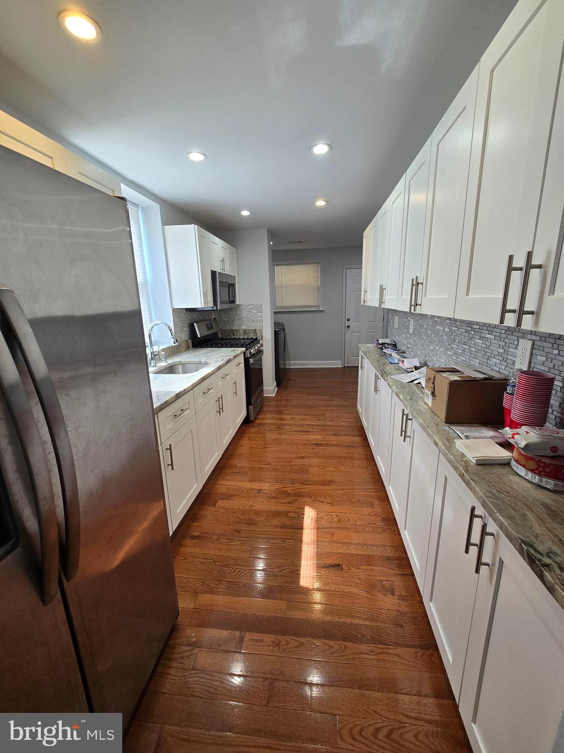 BRIDESBURG - Residential