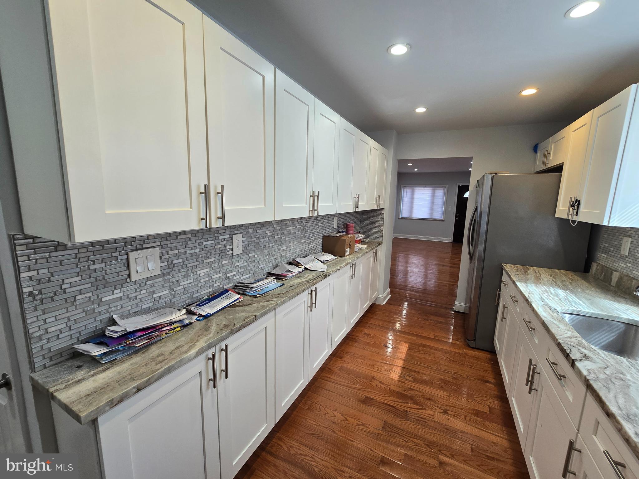 BRIDESBURG - Residential