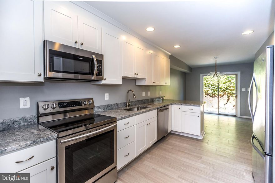 BEAUTIFUL  RENOVATED 2 BEDROOM AND DEN TOWNHOUSE WITH LOTS OF CHARM . TWO FULL BATHS, RESTORED WOOD FLOORS , FIREPLACE IN LIVING ROOM,  STAINLESS STEEL APPLIANCES IN THE KITCHEN WITH BREAKFAST ROOM WHICH LEADS TO PRIVATE PATIO .  BASEMENT WITH LOTS OF ROOM FOR EXTRA STORAGE . DECKS OFF UPPER  FLOORS WITH VIEWS OF THE CITY. WALK TO ALL THE AMENITIES FEDERAL HILL HAS TO OFFER