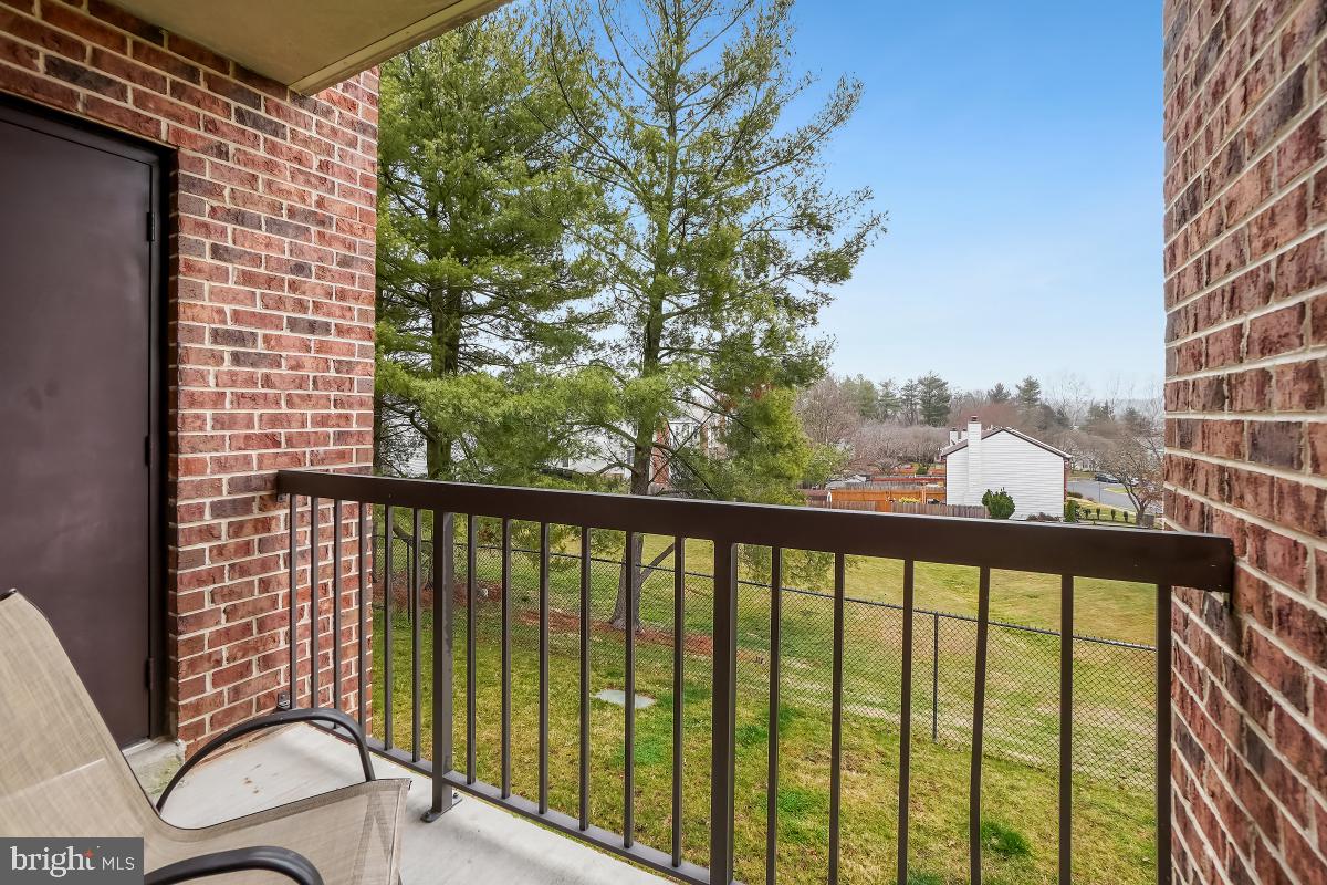 FARMINGDALE - Residential Lease
