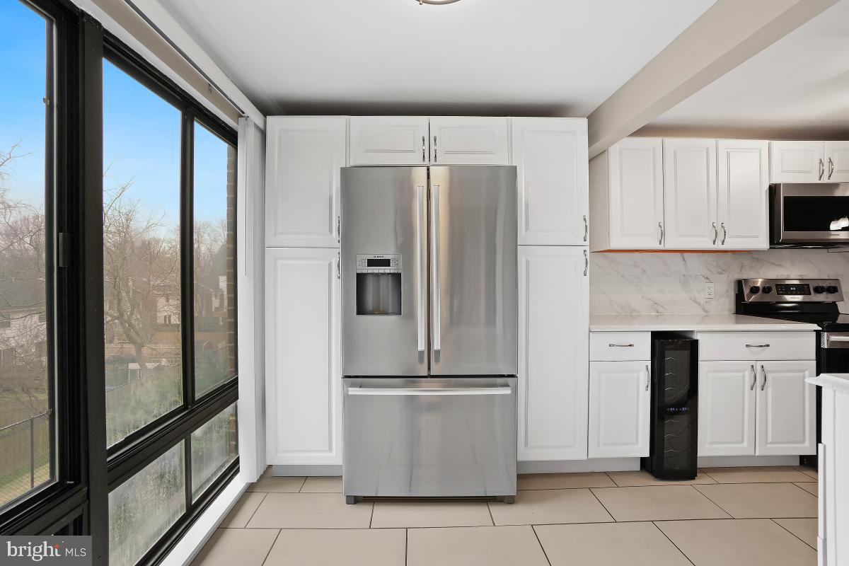 FARMINGDALE - Residential Lease
