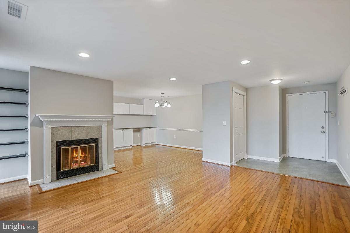 FARMINGDALE - Residential Lease