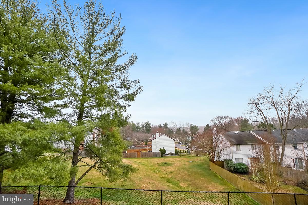 FARMINGDALE - Residential Lease
