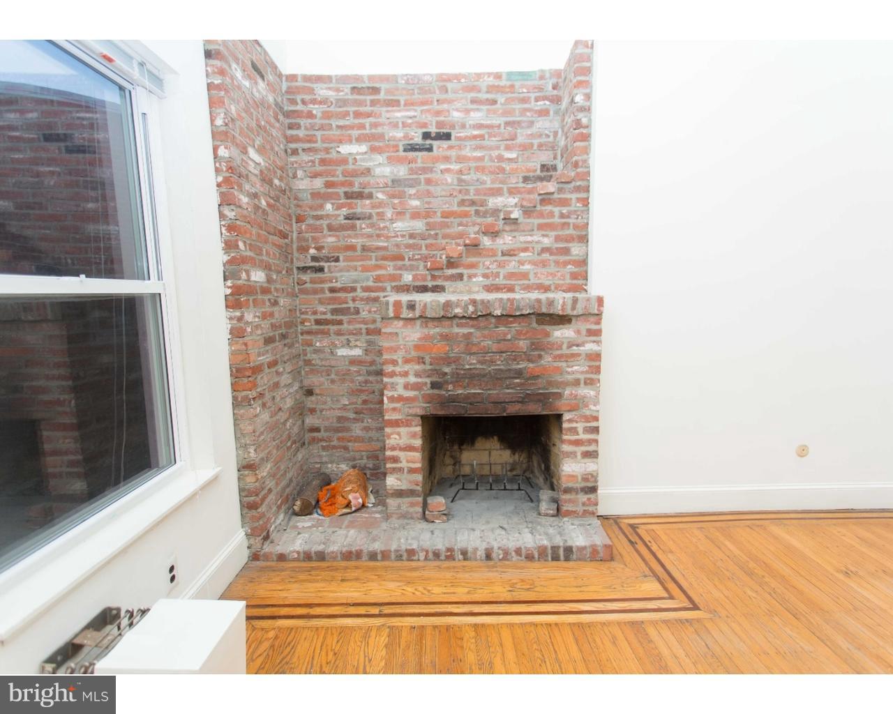WASHINGTON SQ - Residential Lease