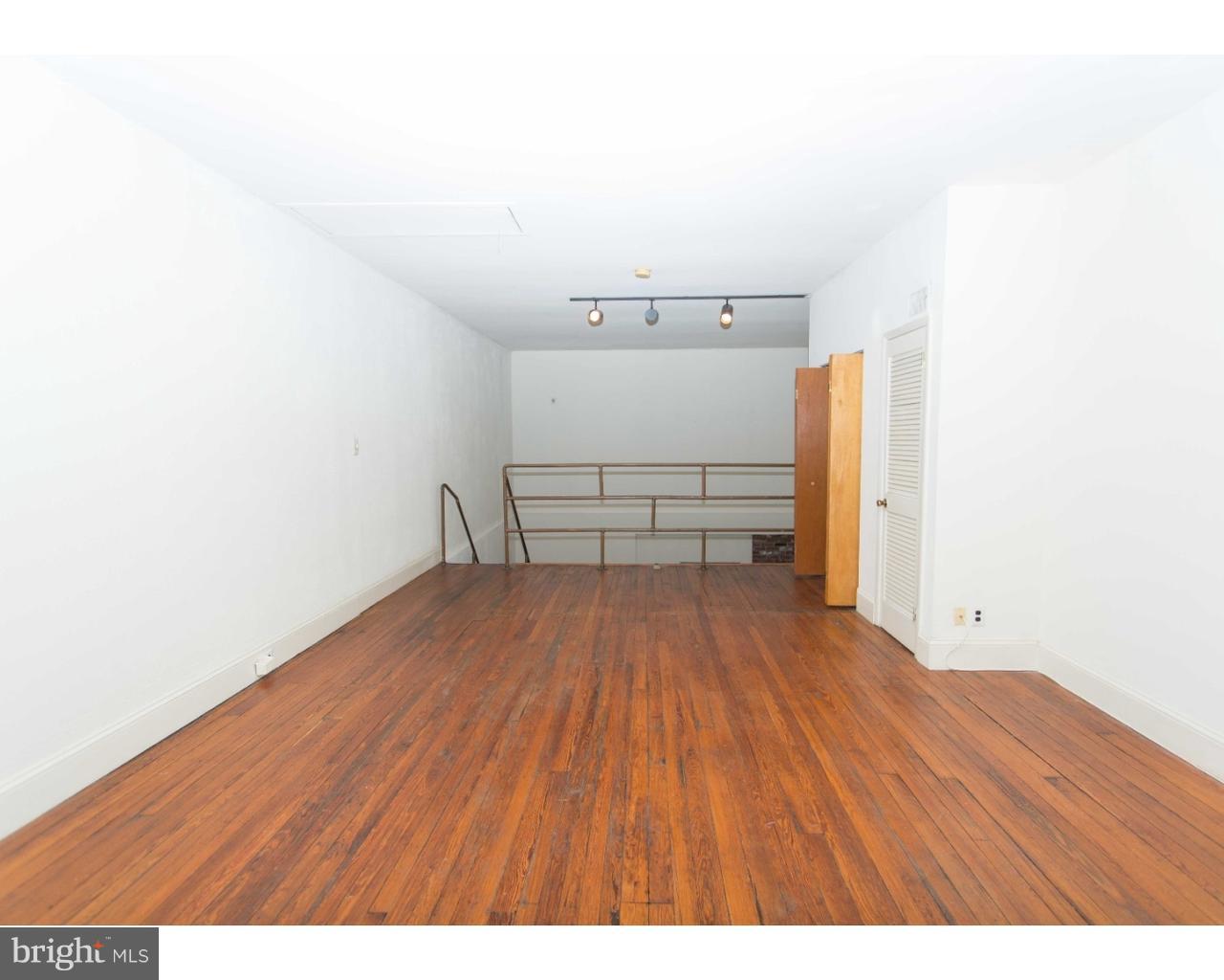 WASHINGTON SQ - Residential Lease
