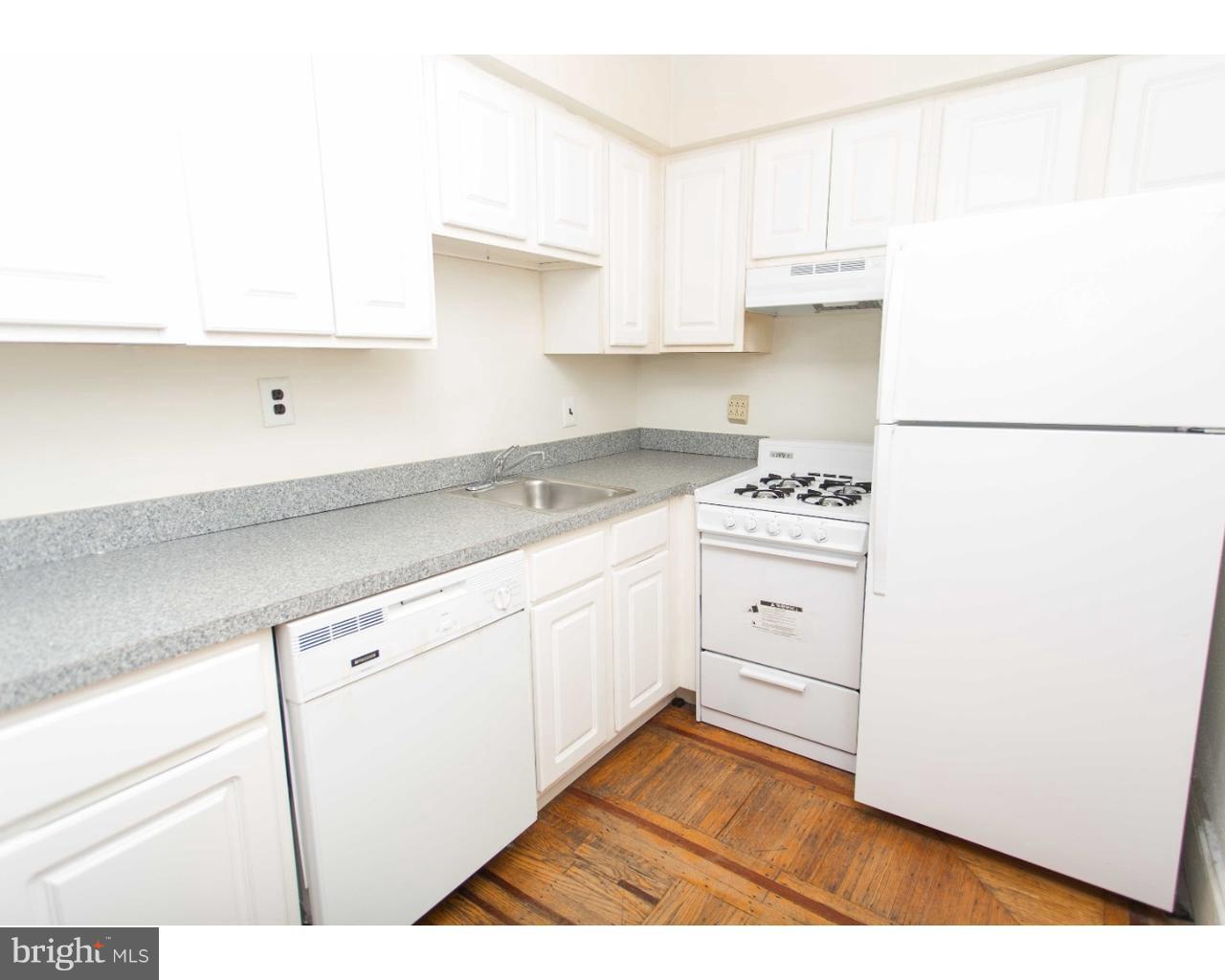 WASHINGTON SQ - Residential Lease