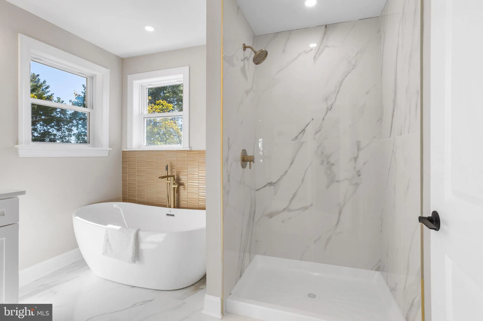 Willingboro, New Jersey 08046, United States, 4 Bedrooms Bedrooms, ,3 BathroomsBathrooms,Residential,Active,231445